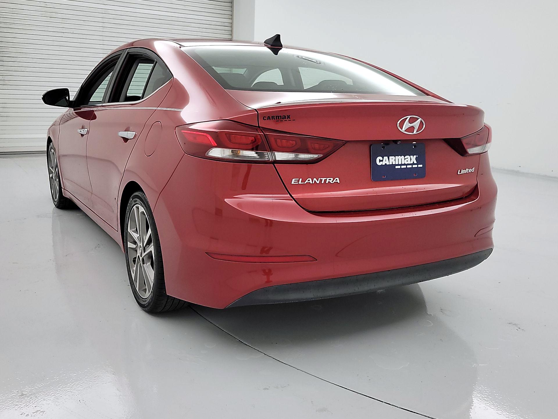 Thumbnail: 2017 Hyundai Elantra - 7
