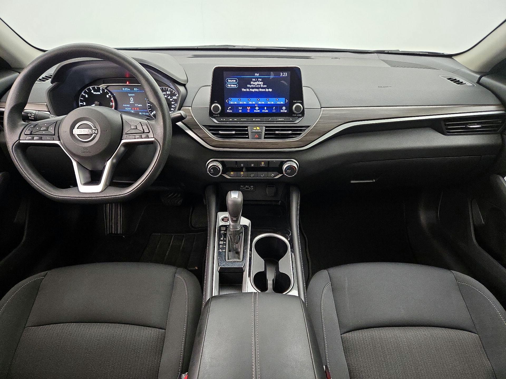 Thumbnail: 2023 Nissan Altima - 9