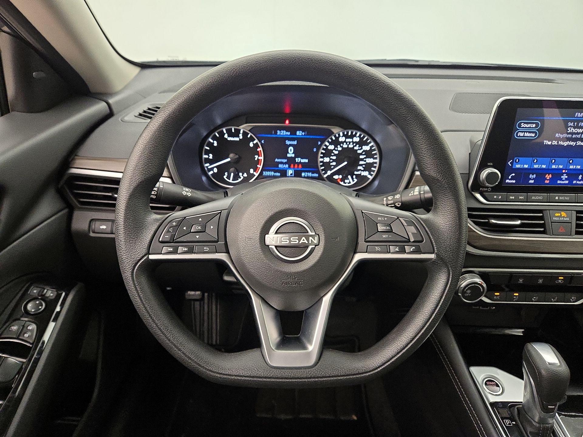 Thumbnail: 2023 Nissan Altima - 10