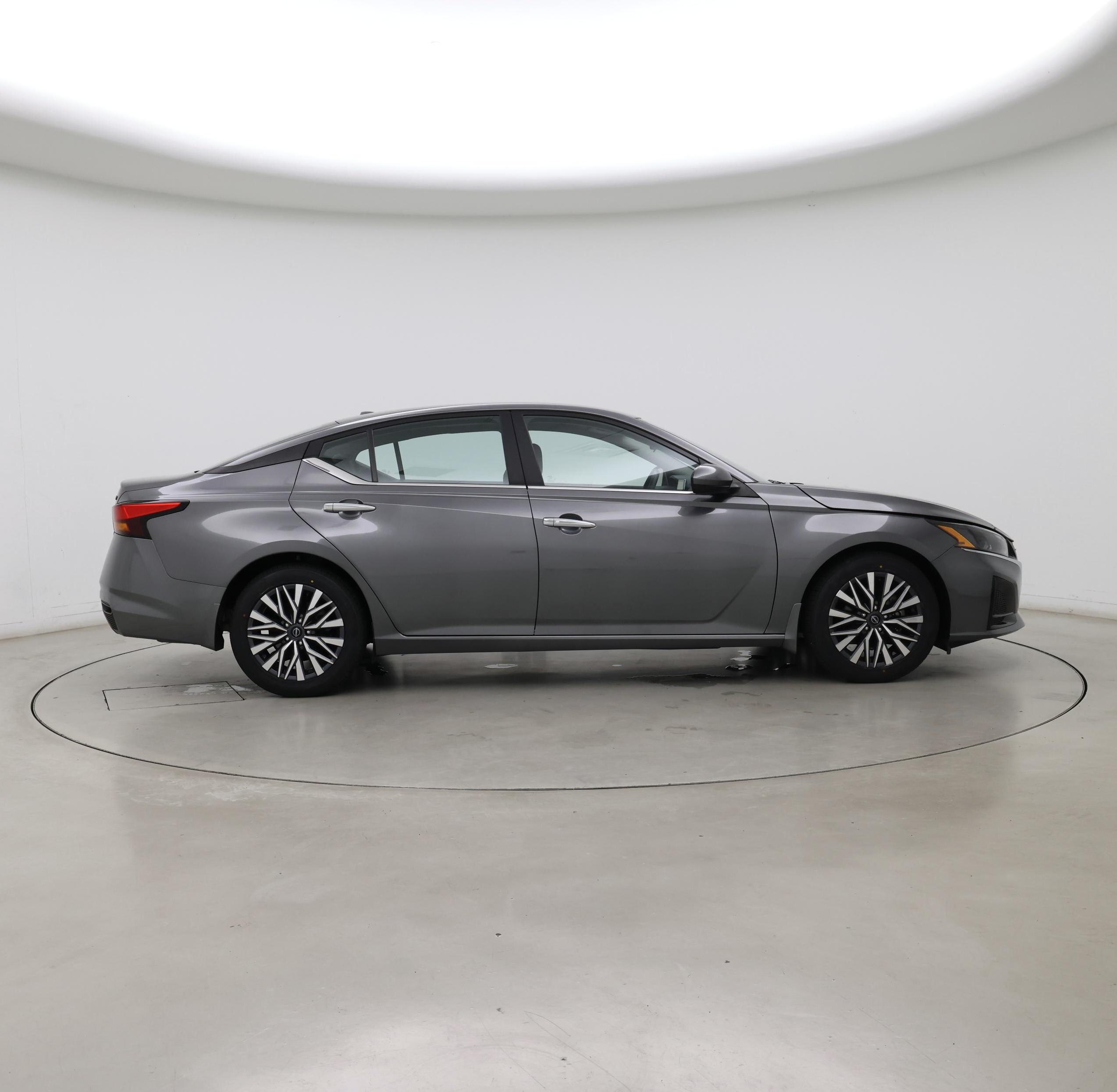 Thumbnail: 2023 Nissan Altima - 7