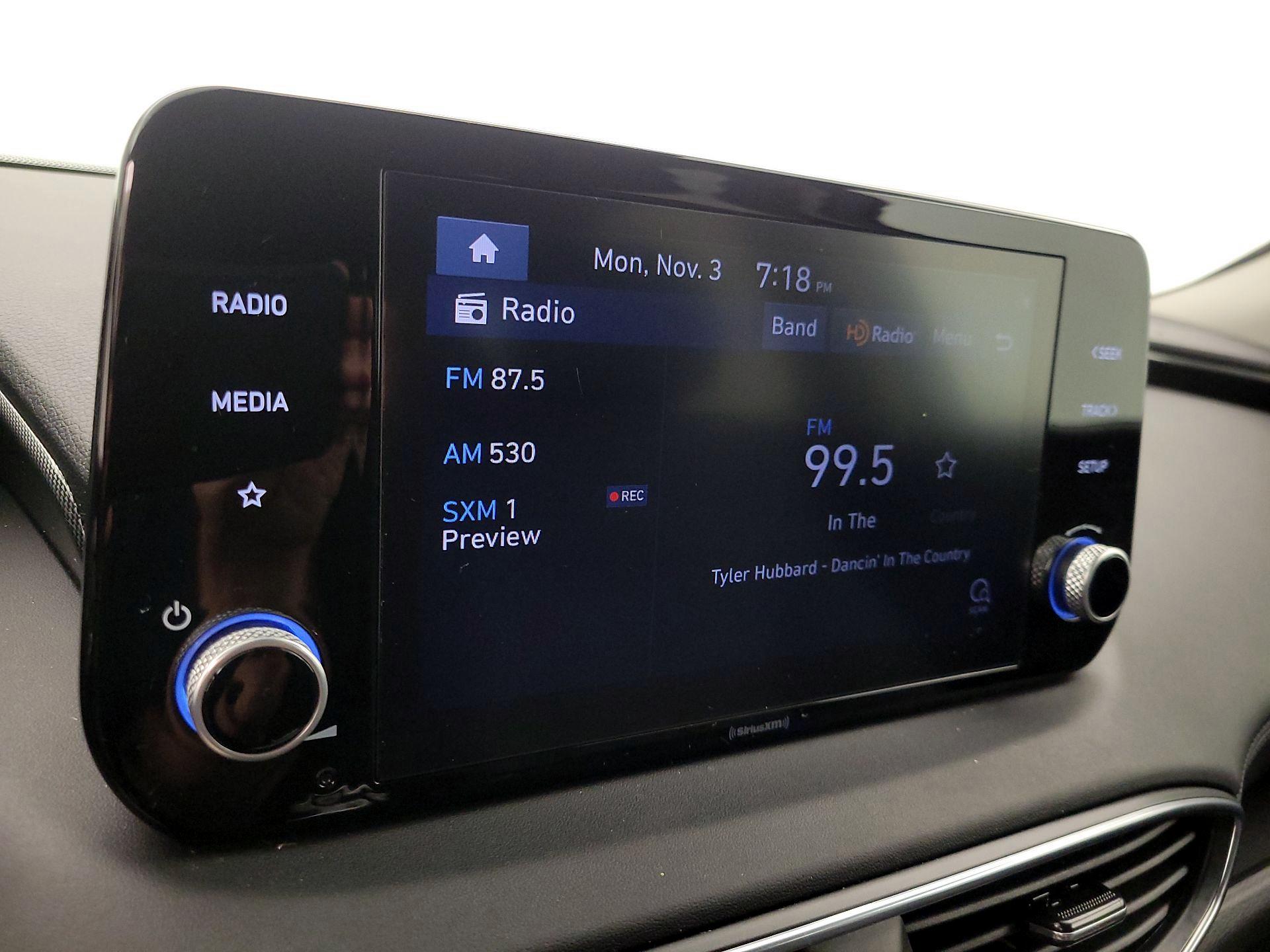 Thumbnail: 2022 Hyundai Santa Fe - 15