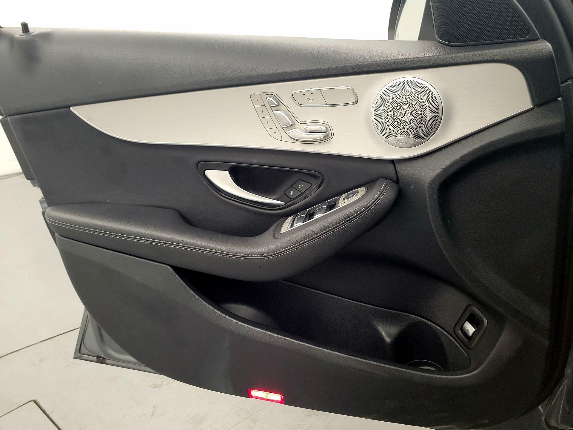 Thumbnail: 2021 Mercedes-Benz C-Class - 12