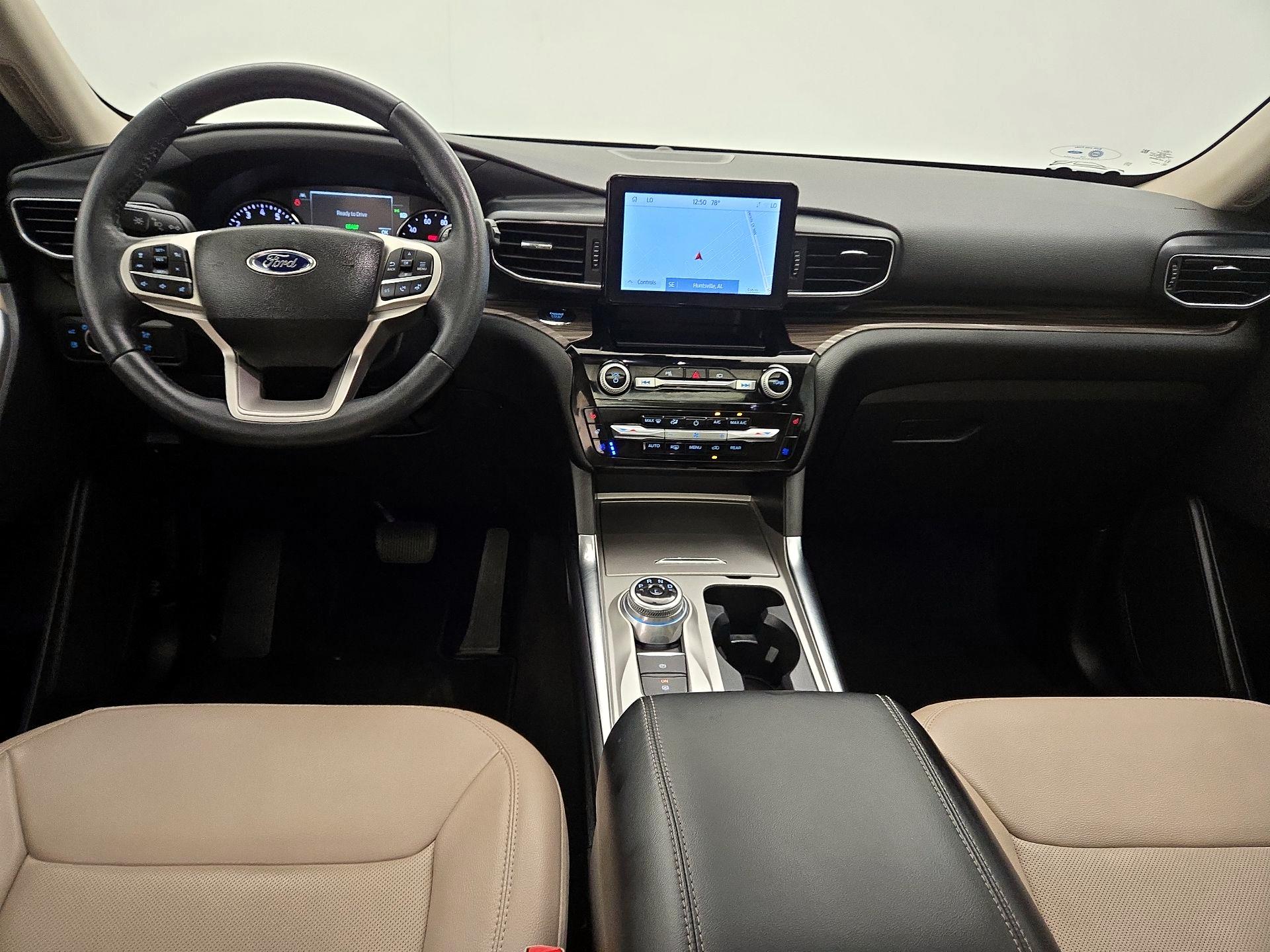Thumbnail: 2022 Ford Explorer - 9