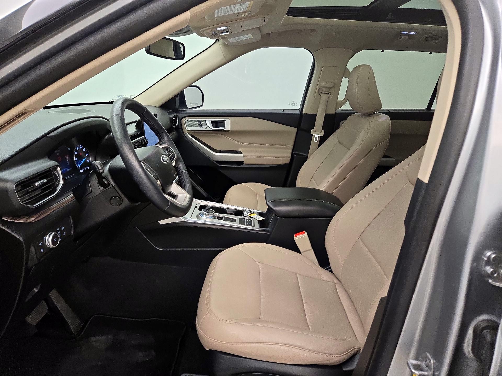 Thumbnail: 2022 Ford Explorer - 11