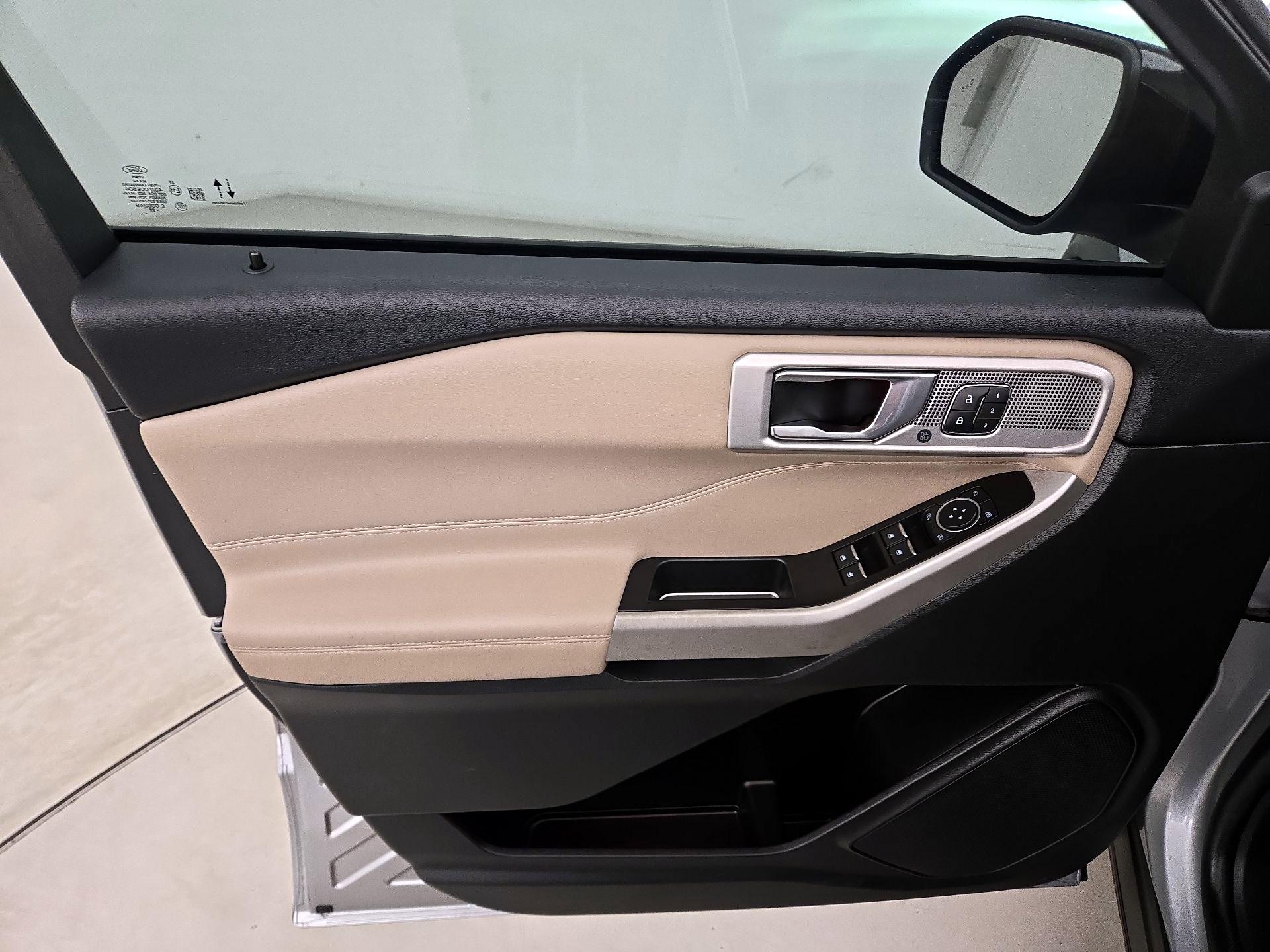 Thumbnail: 2022 Ford Explorer - 12