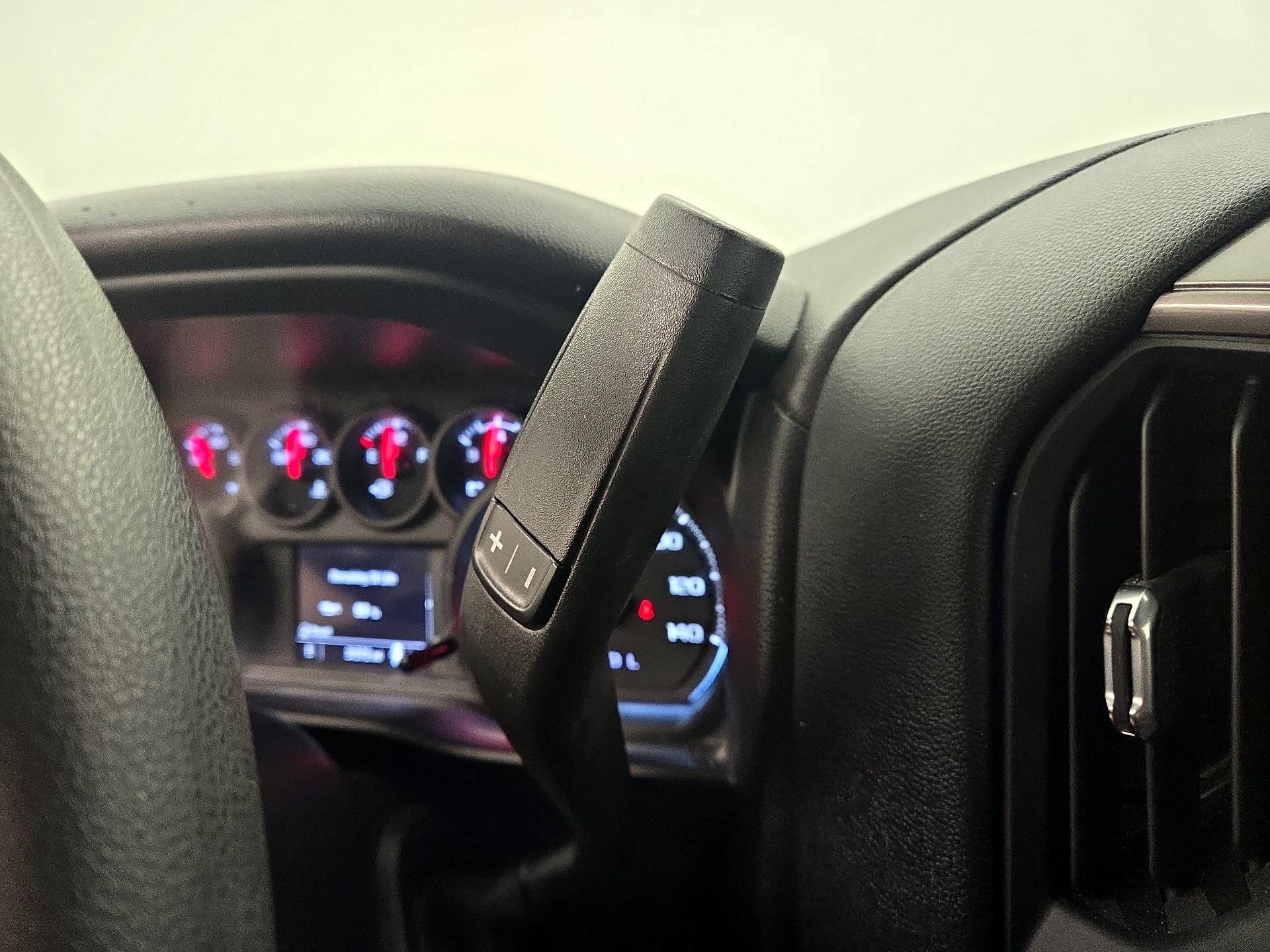 Thumbnail: 2023 Chevrolet Silverado 1500 - 17