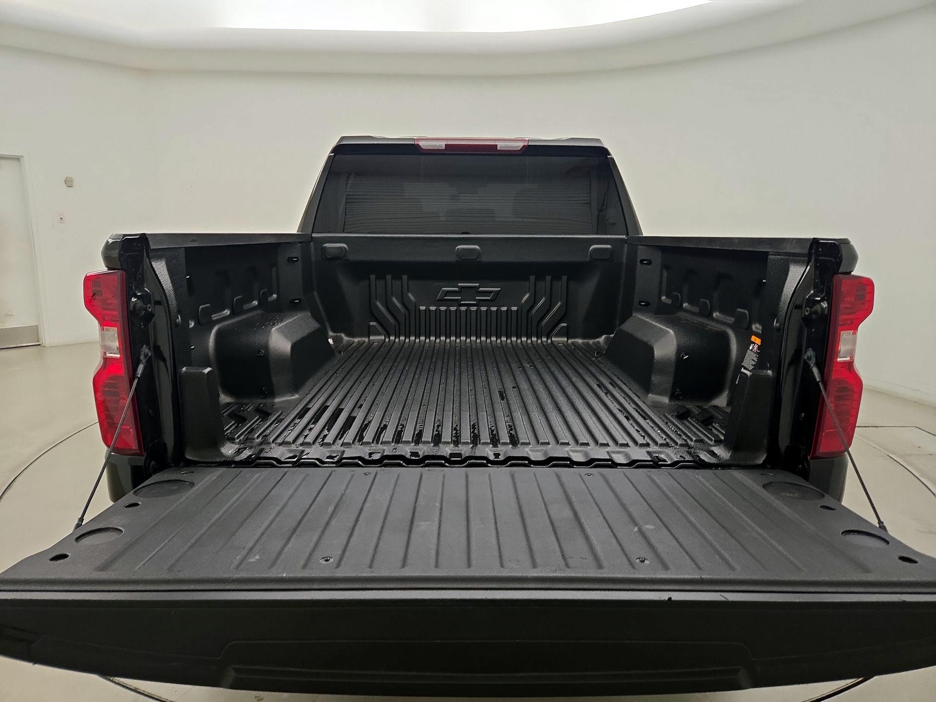 Thumbnail: 2023 Chevrolet Silverado 1500 - 20