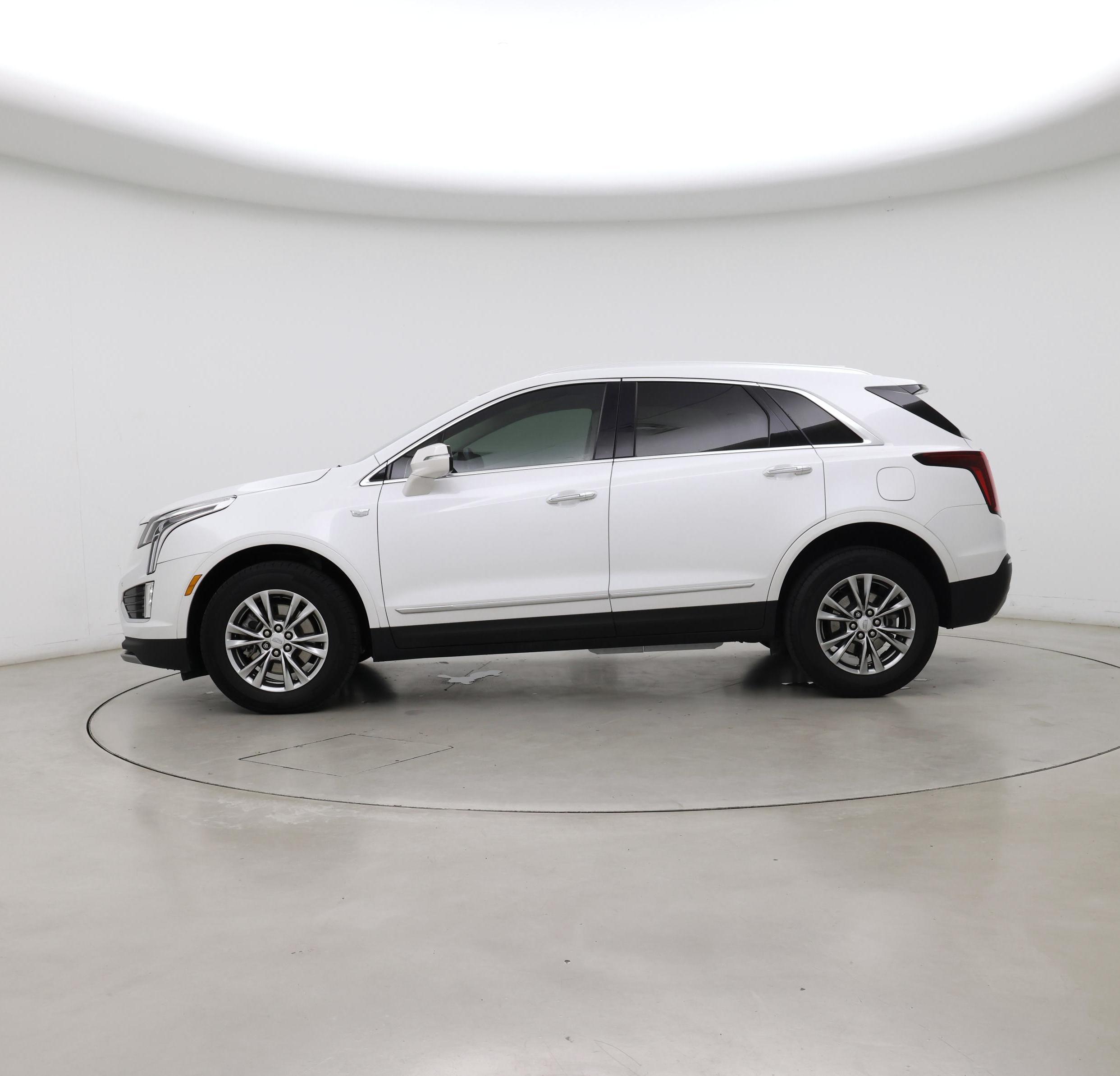 Thumbnail: 2022 Cadillac XT5 - 3