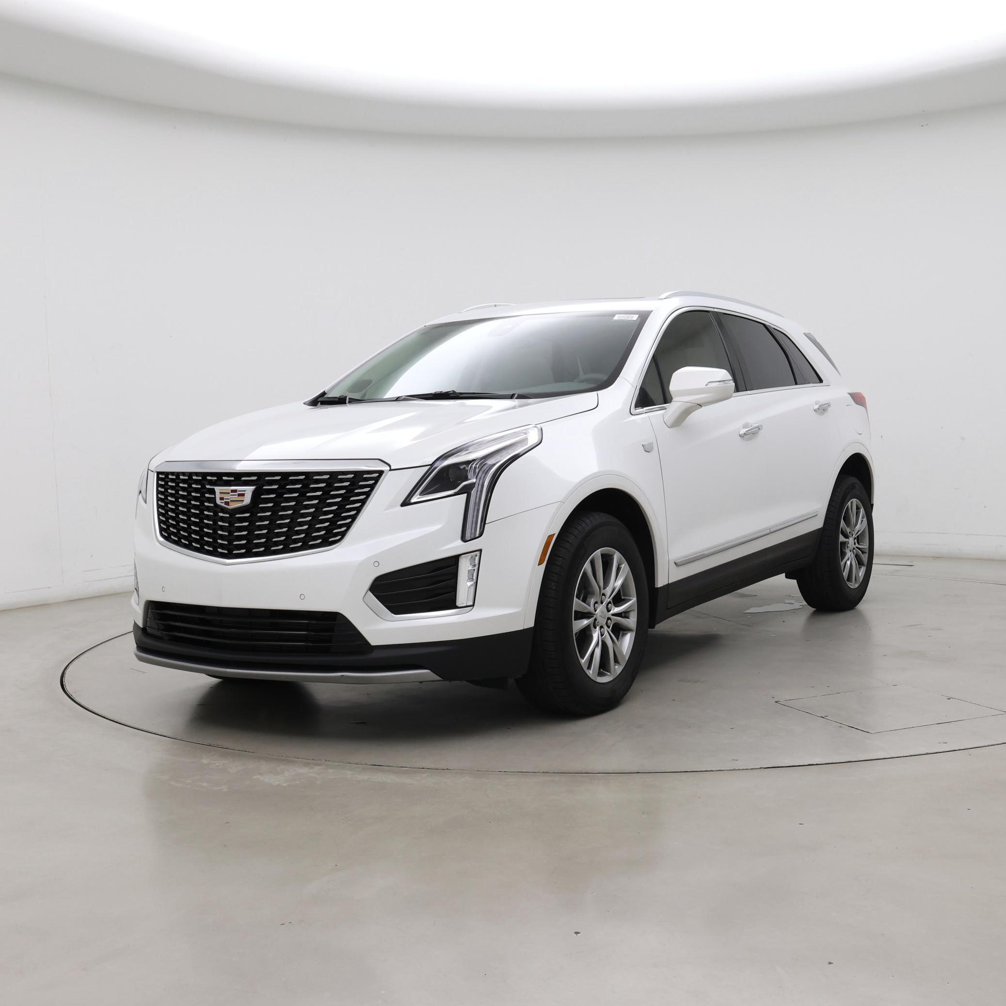 Thumbnail: 2022 Cadillac XT5 - 4