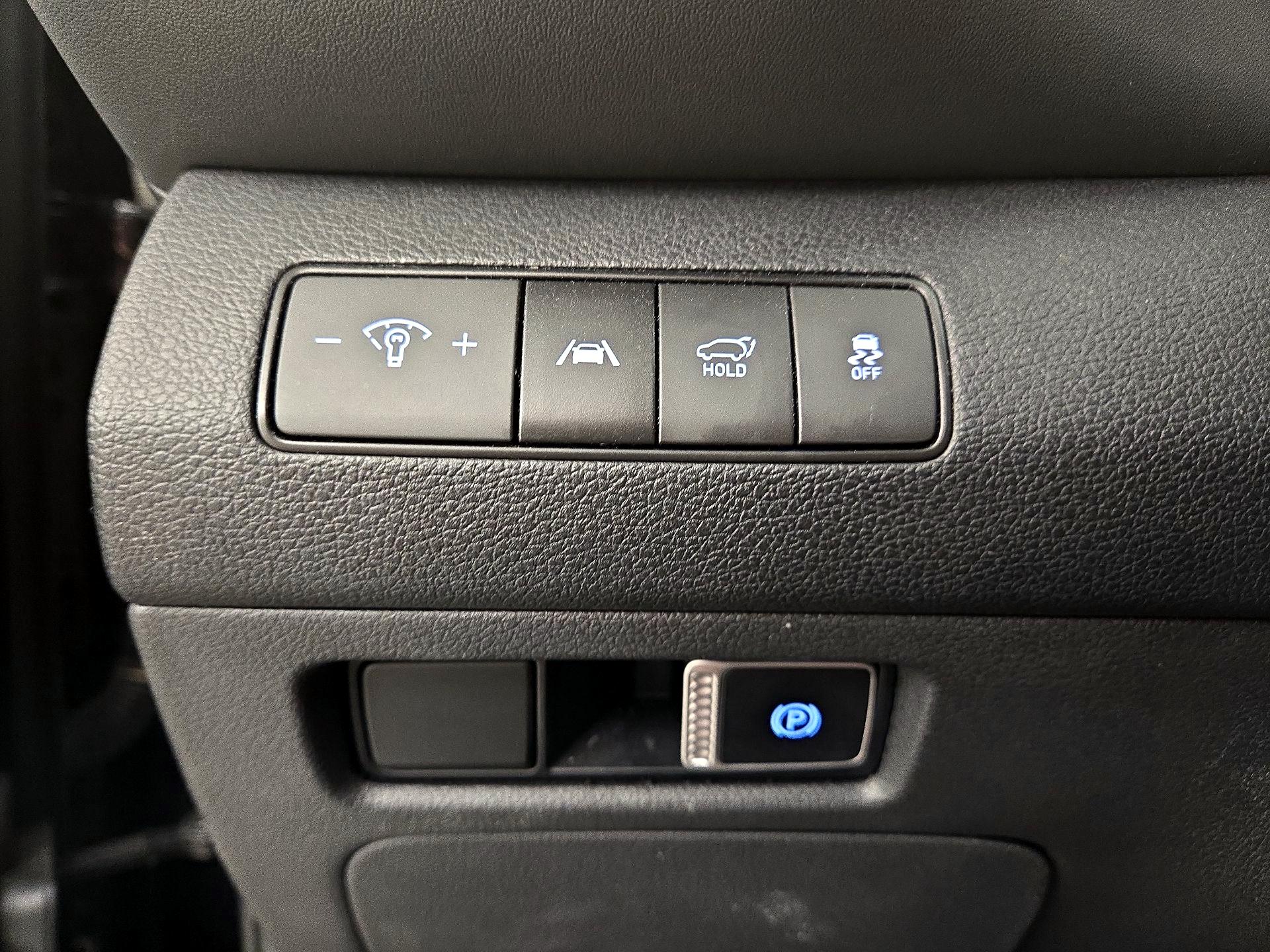 Thumbnail: 2023 Hyundai Santa Fe - 13