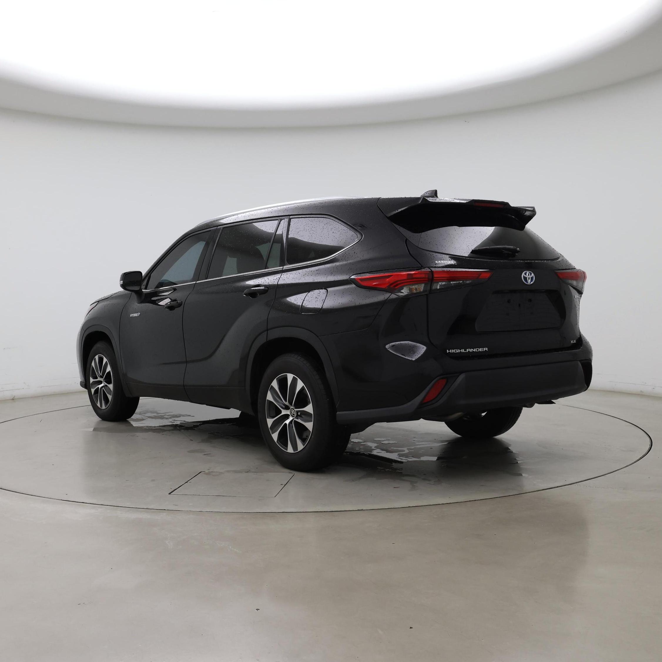 Thumbnail: 2021 Toyota Highlander - 2