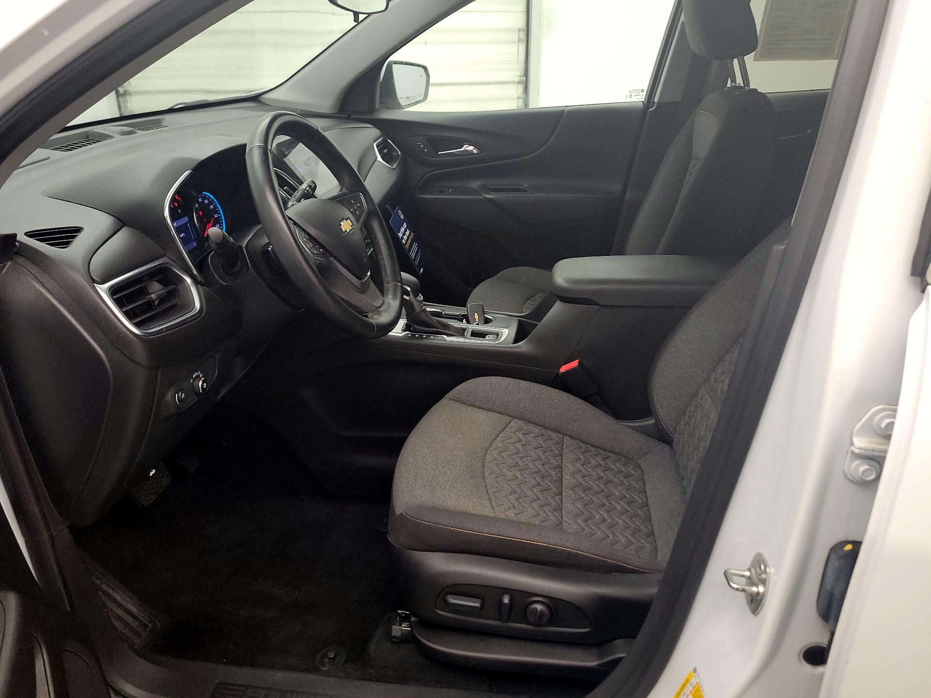 Thumbnail: 2023 Chevrolet Equinox - 11