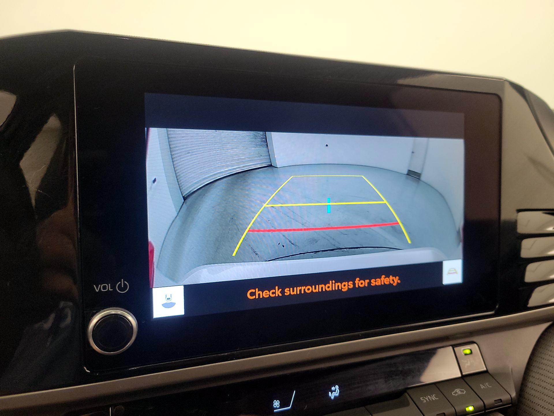 Thumbnail: 2025 Toyota Camry - 14