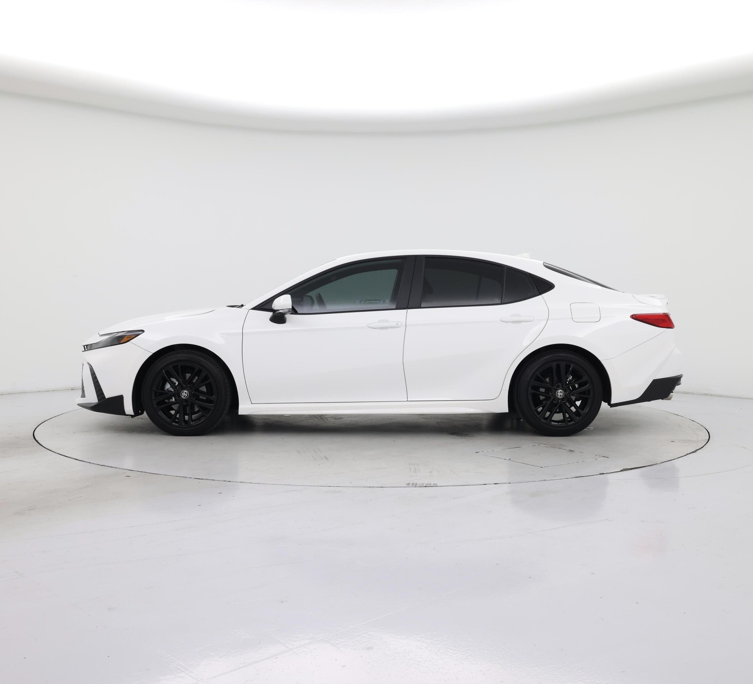 Thumbnail: 2025 Toyota Camry - 3