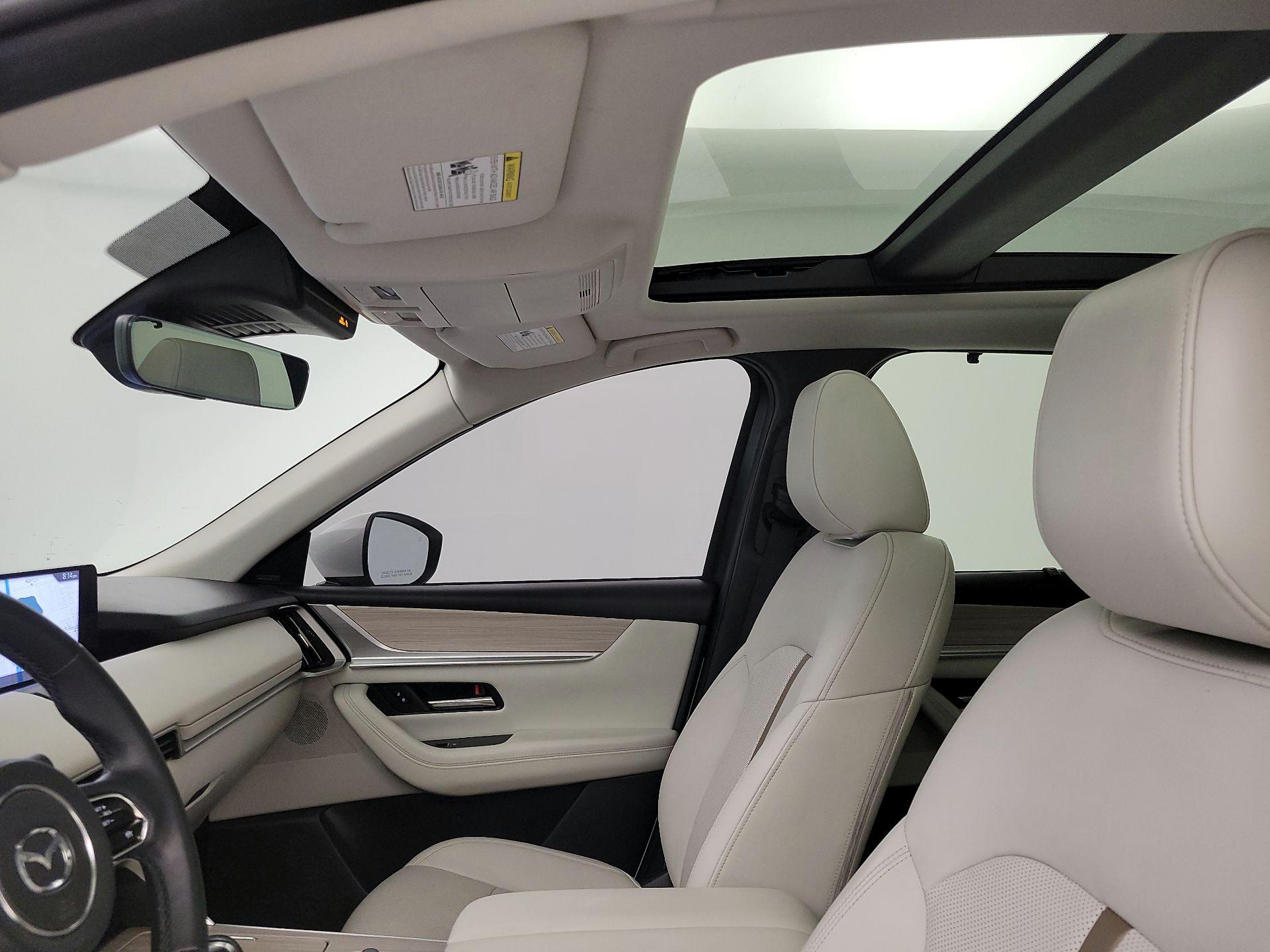 Thumbnail: 2024 Mazda CX-90 - 18