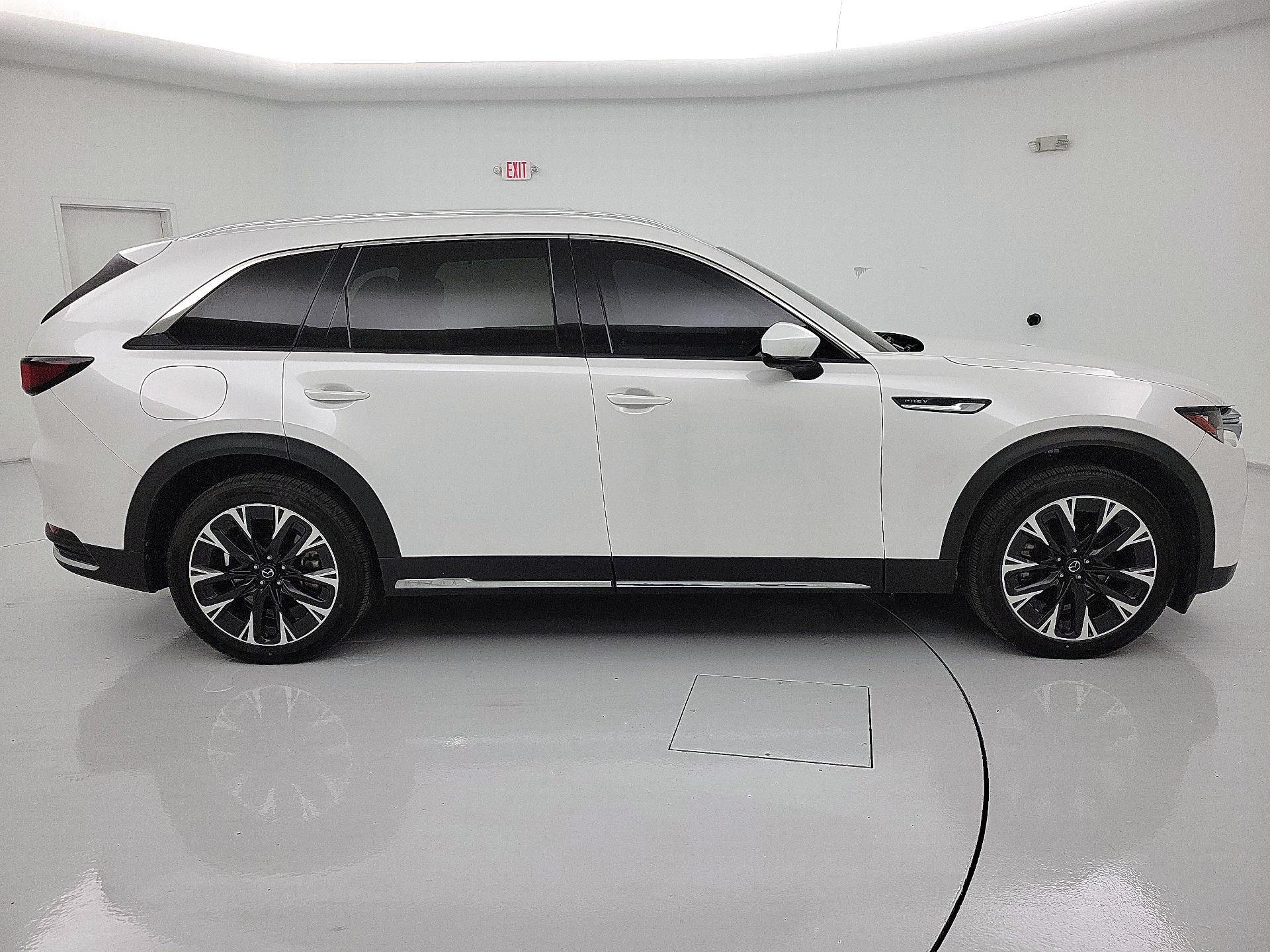 Thumbnail: 2024 Mazda CX-90 - 4
