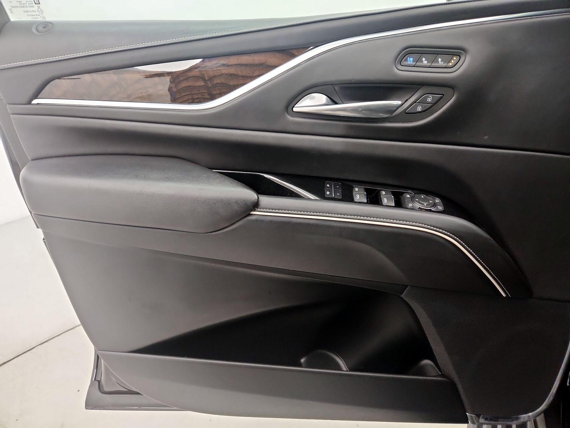 Thumbnail: 2022 Cadillac Escalade - 12