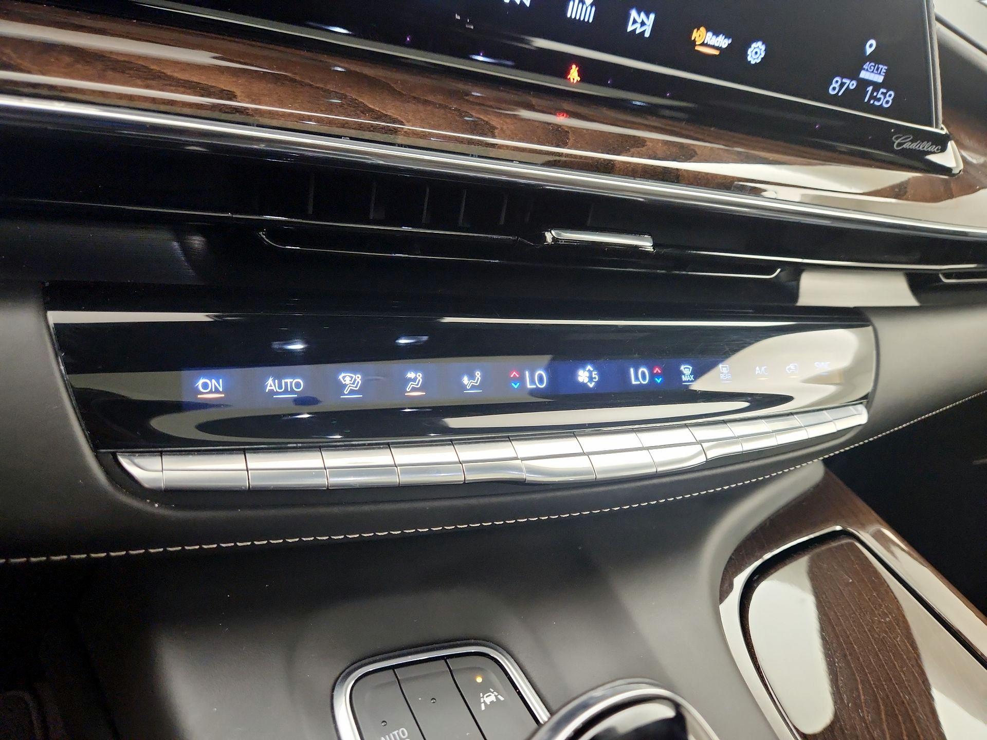 Thumbnail: 2022 Cadillac Escalade - 17
