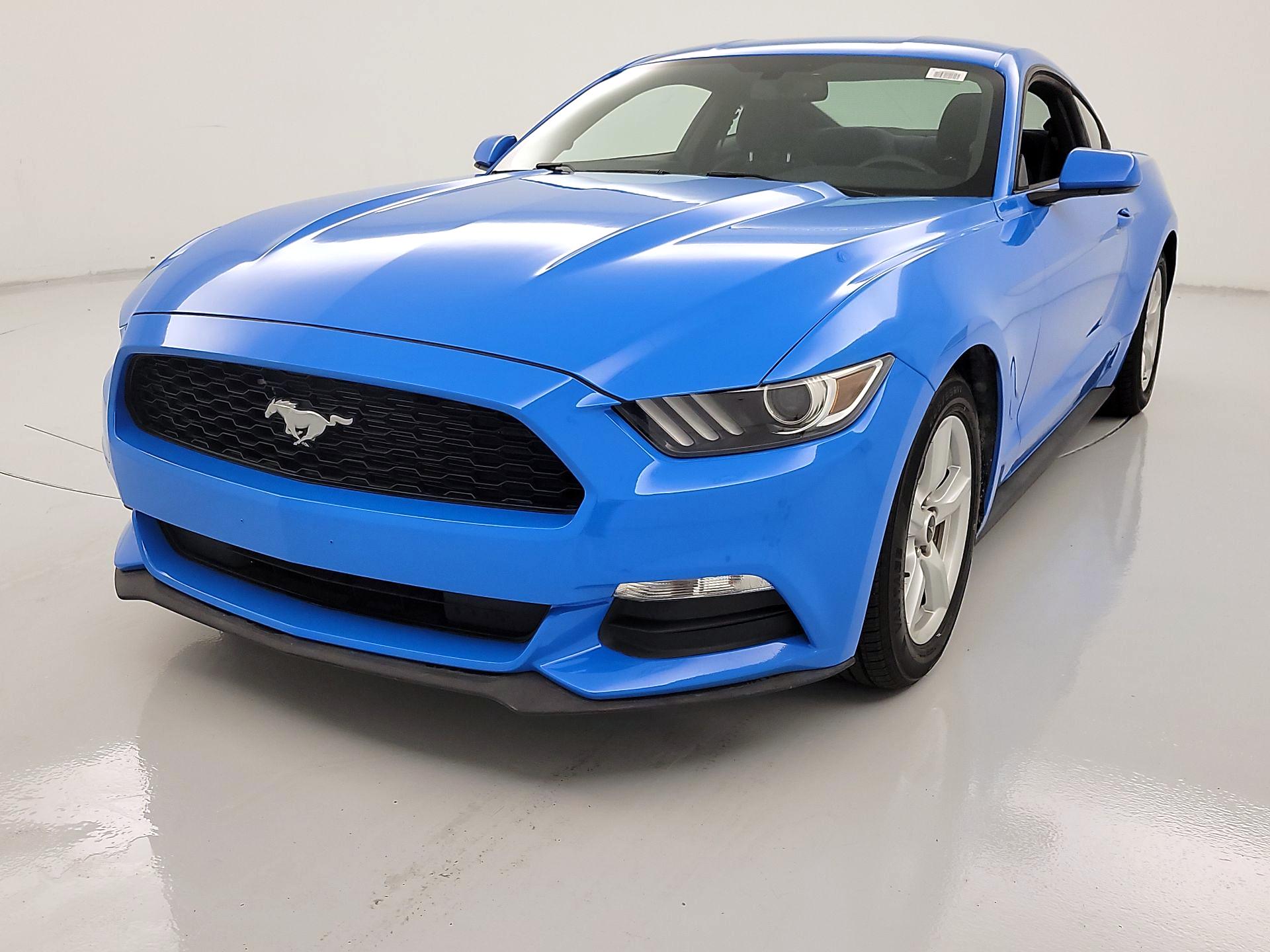 Thumbnail: 2017 Ford Mustang - 3