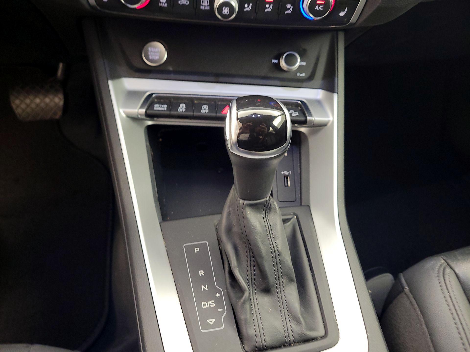 Thumbnail: 2020 Audi Q3 - 15
