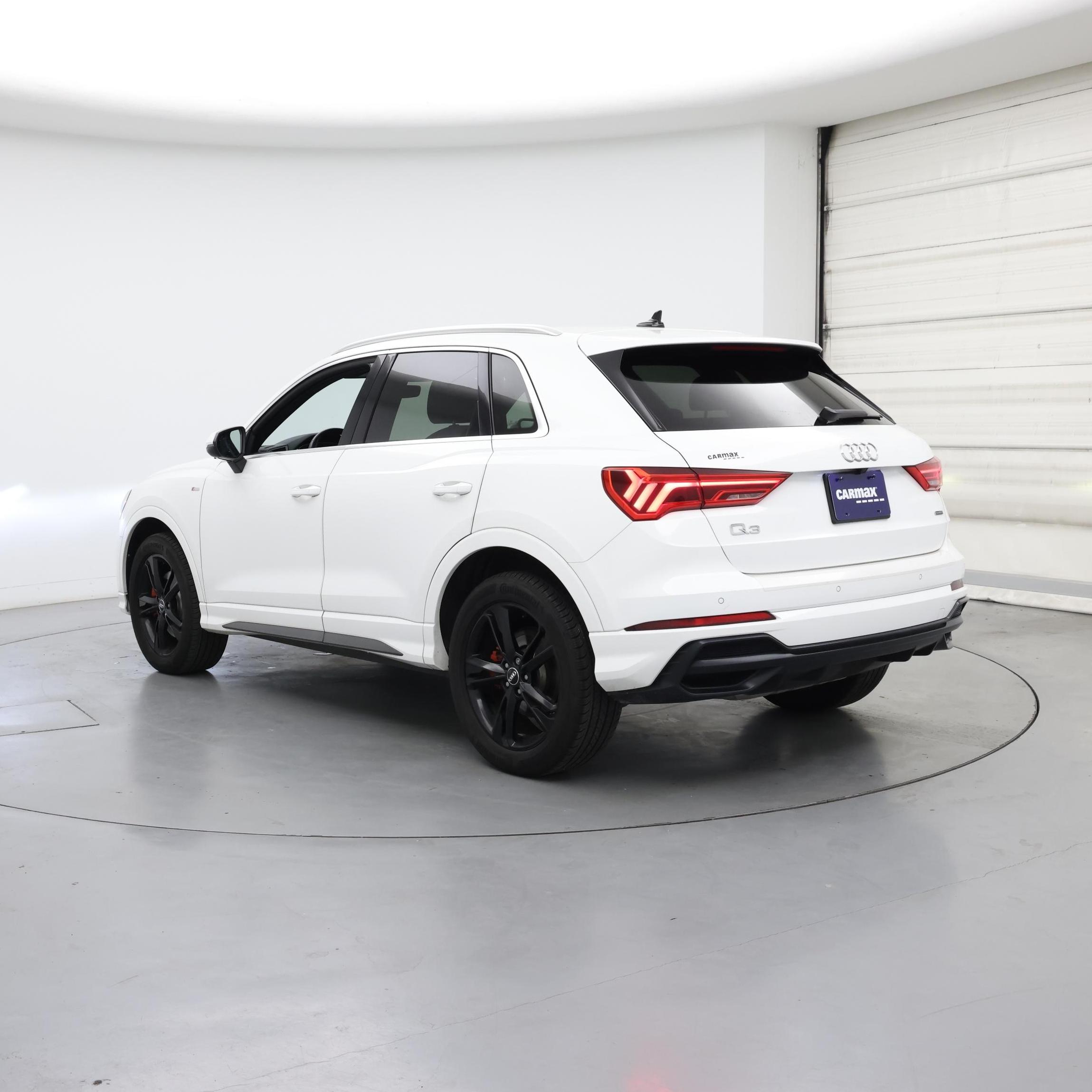 Thumbnail: 2020 Audi Q3 - 2