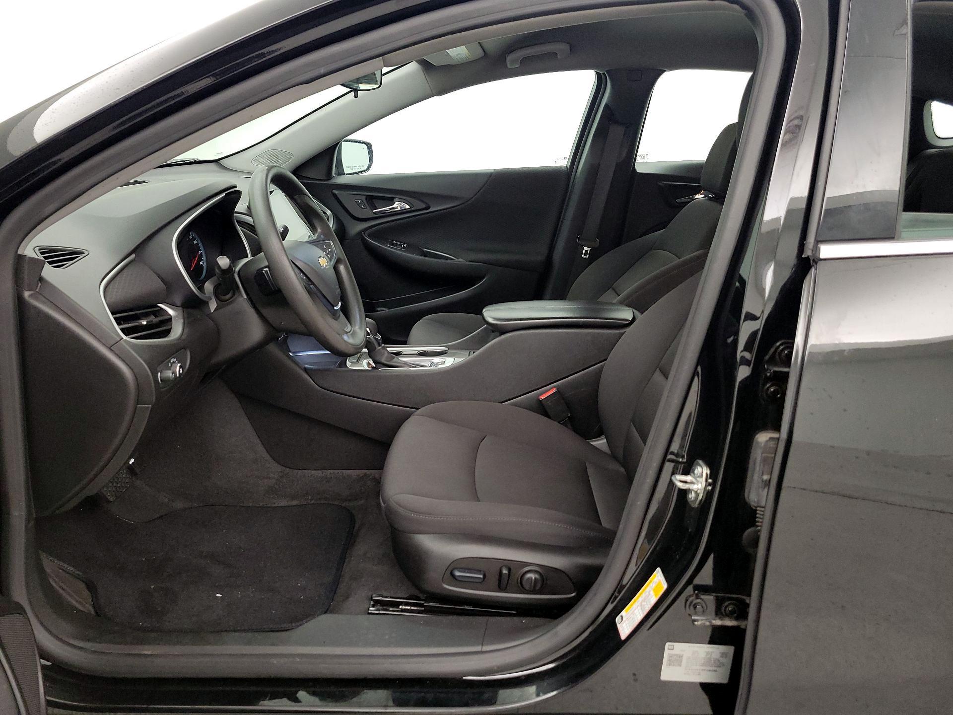 Thumbnail: 2023 Chevrolet Malibu - 11