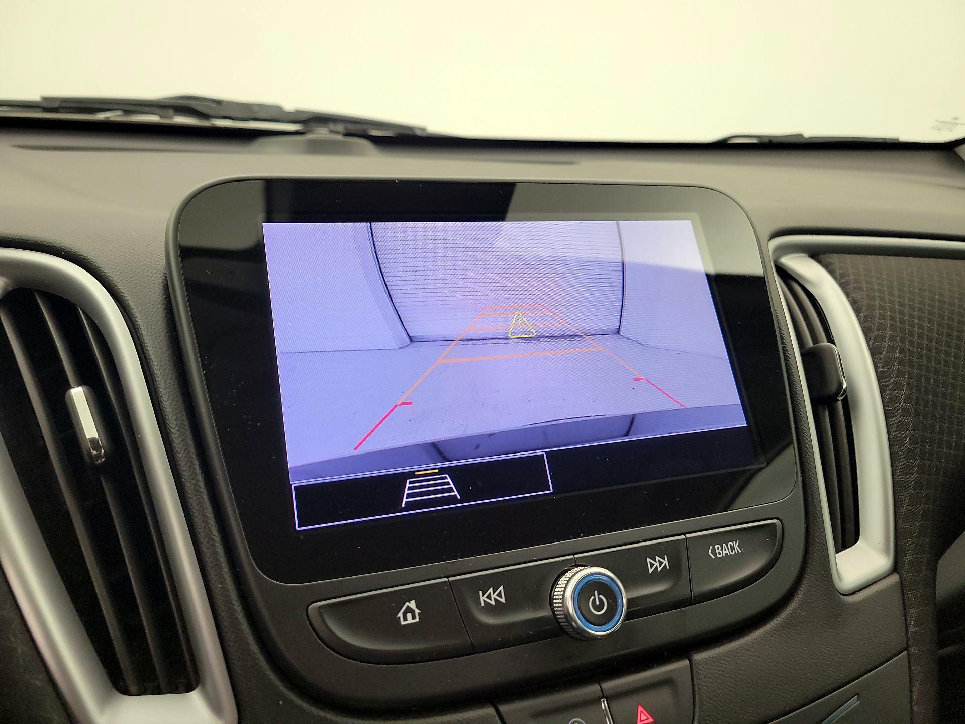 Thumbnail: 2023 Chevrolet Malibu - 14