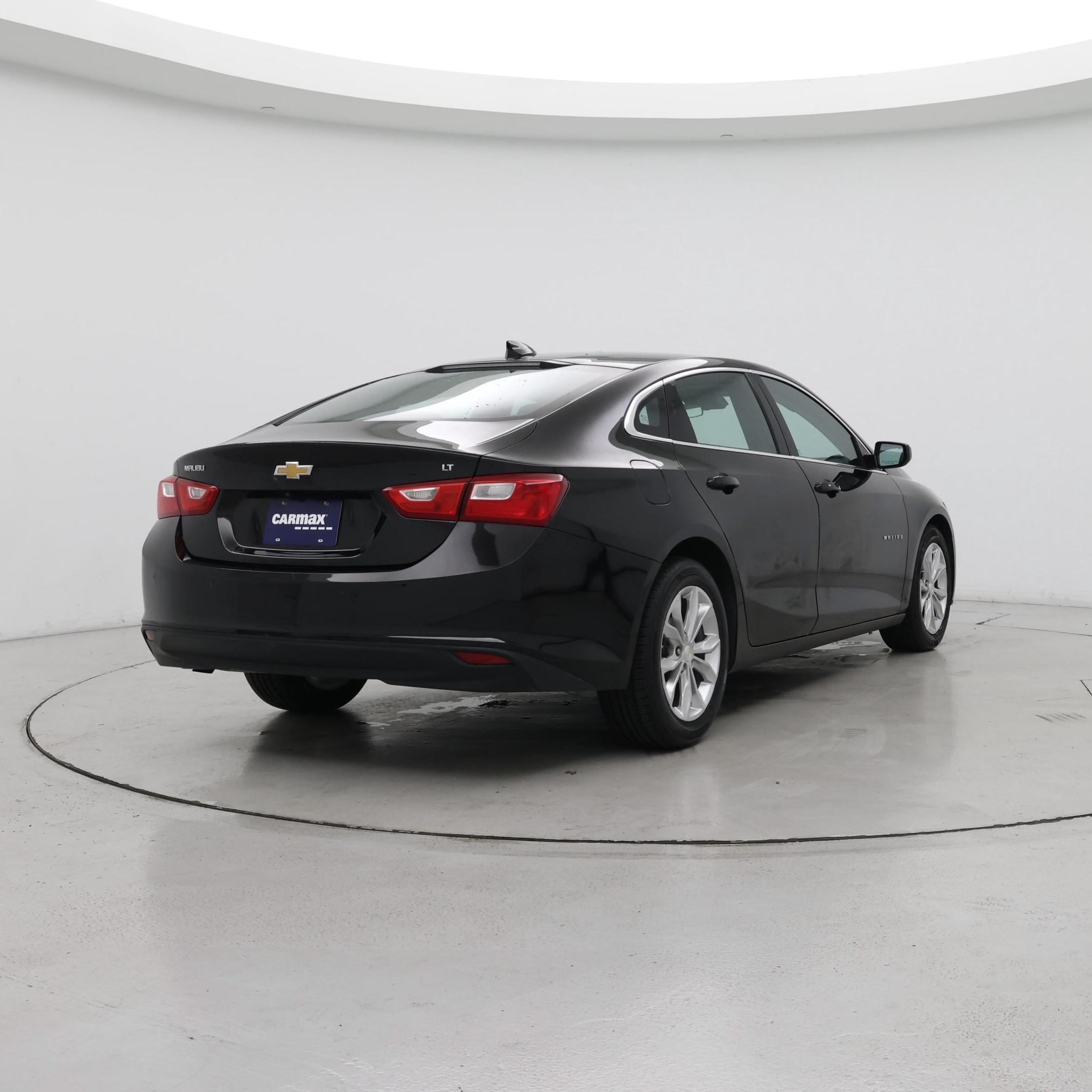 Thumbnail: 2023 Chevrolet Malibu - 8