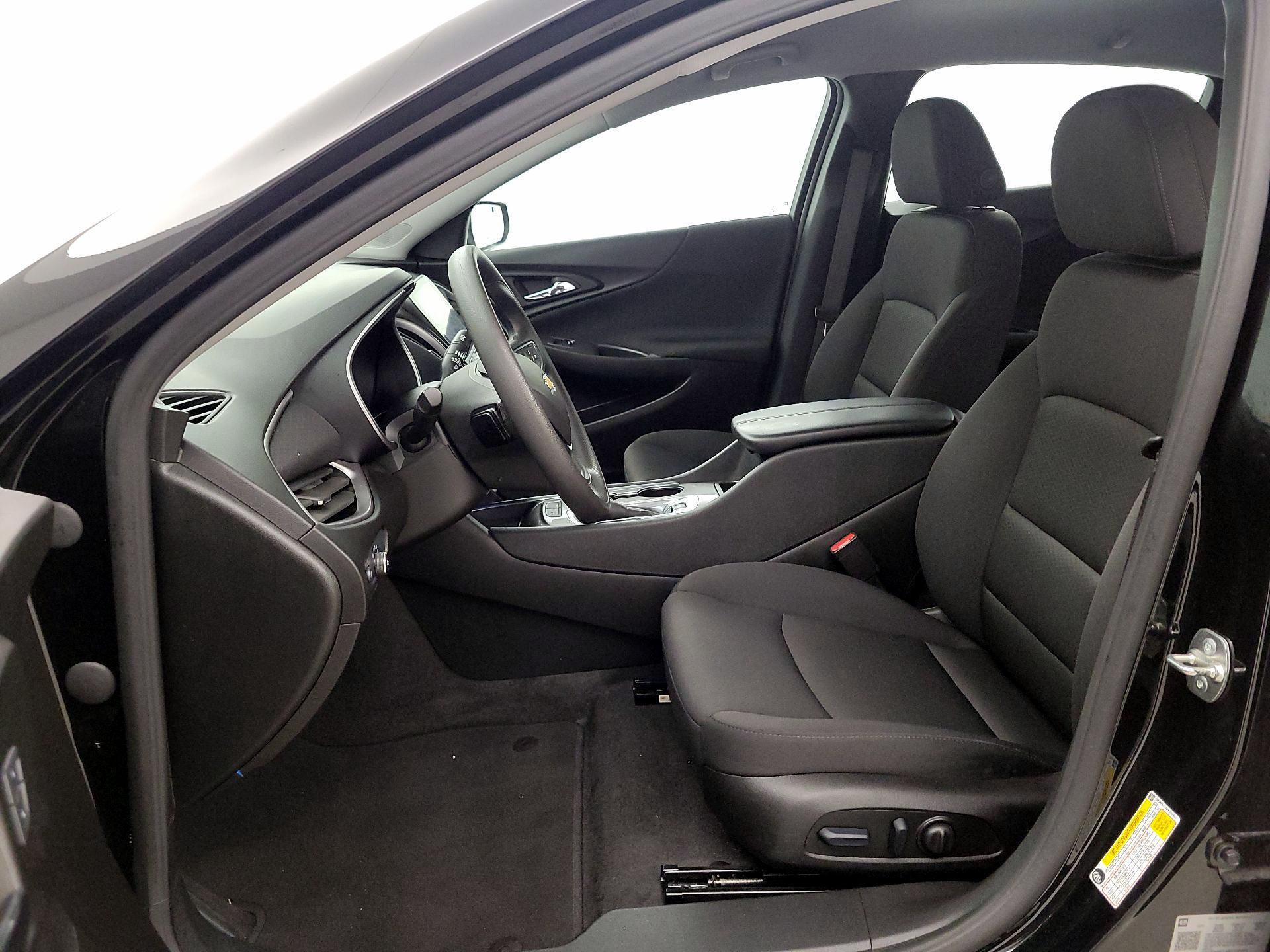 Thumbnail: 2024 Chevrolet Malibu - 11