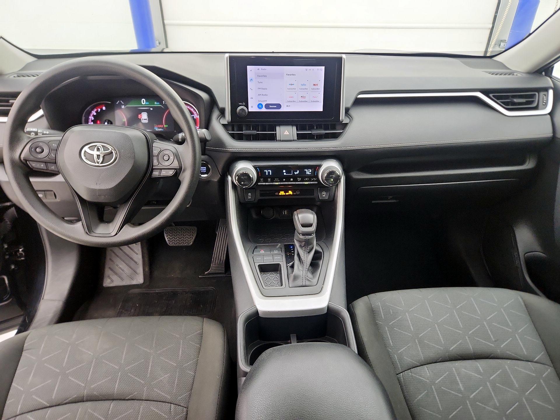 Thumbnail: 2023 Toyota RAV4 - 9