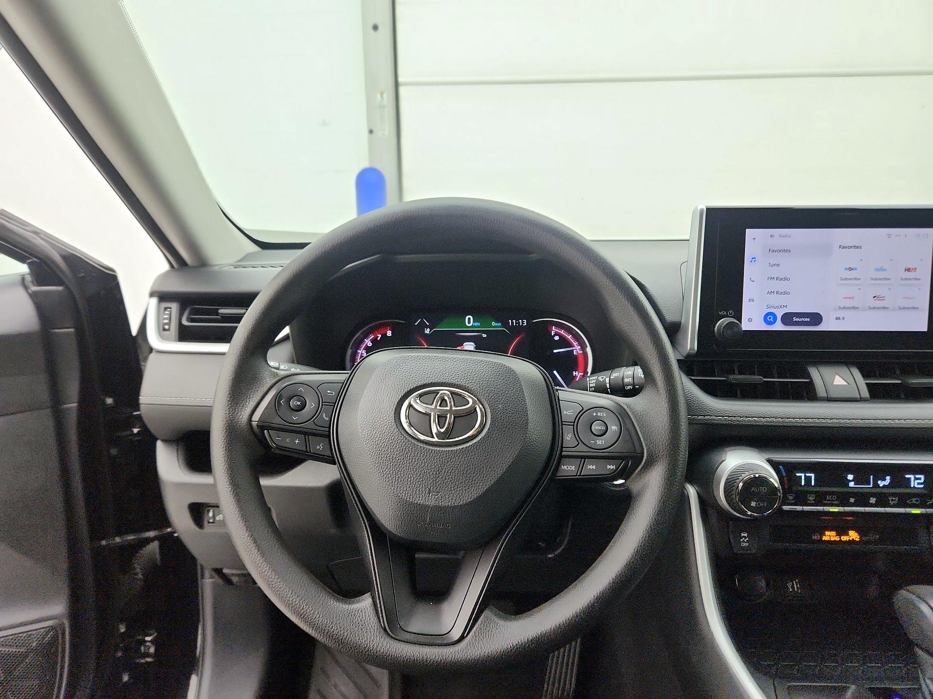 Thumbnail: 2023 Toyota RAV4 - 10