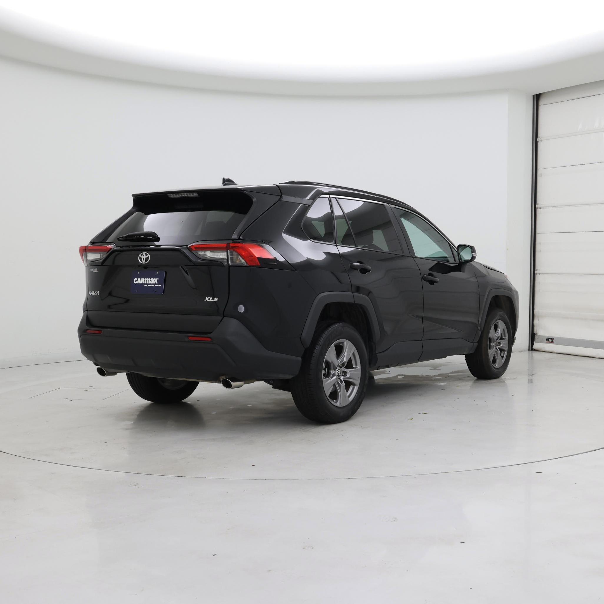 Thumbnail: 2023 Toyota RAV4 - 8