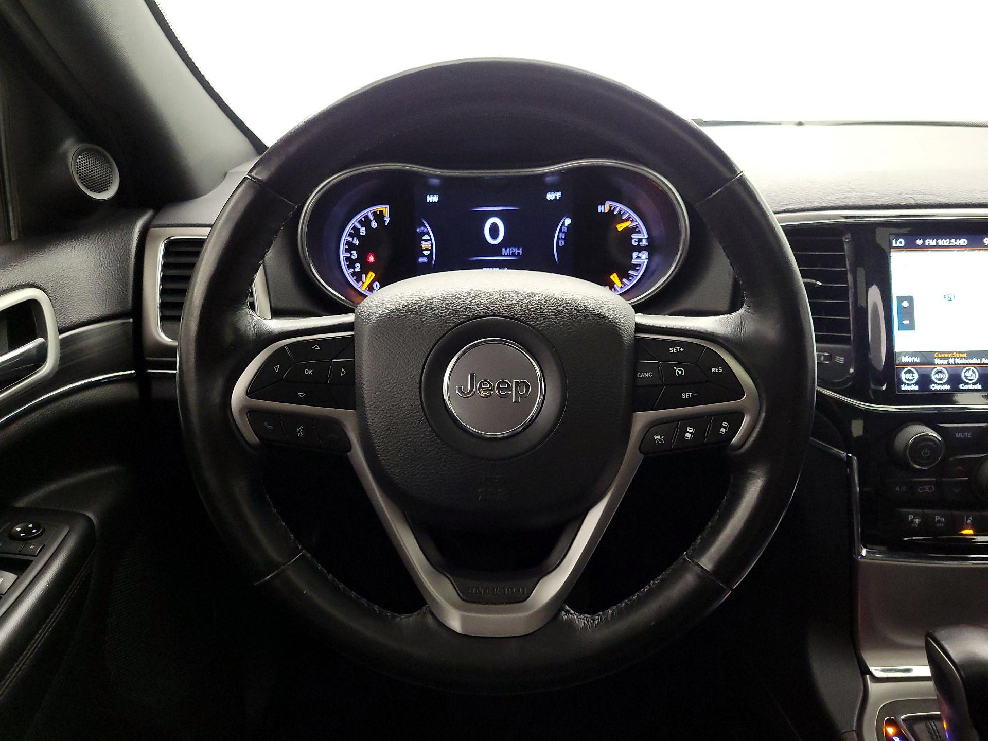 Thumbnail: 2020 Jeep Grand Cherokee - 10