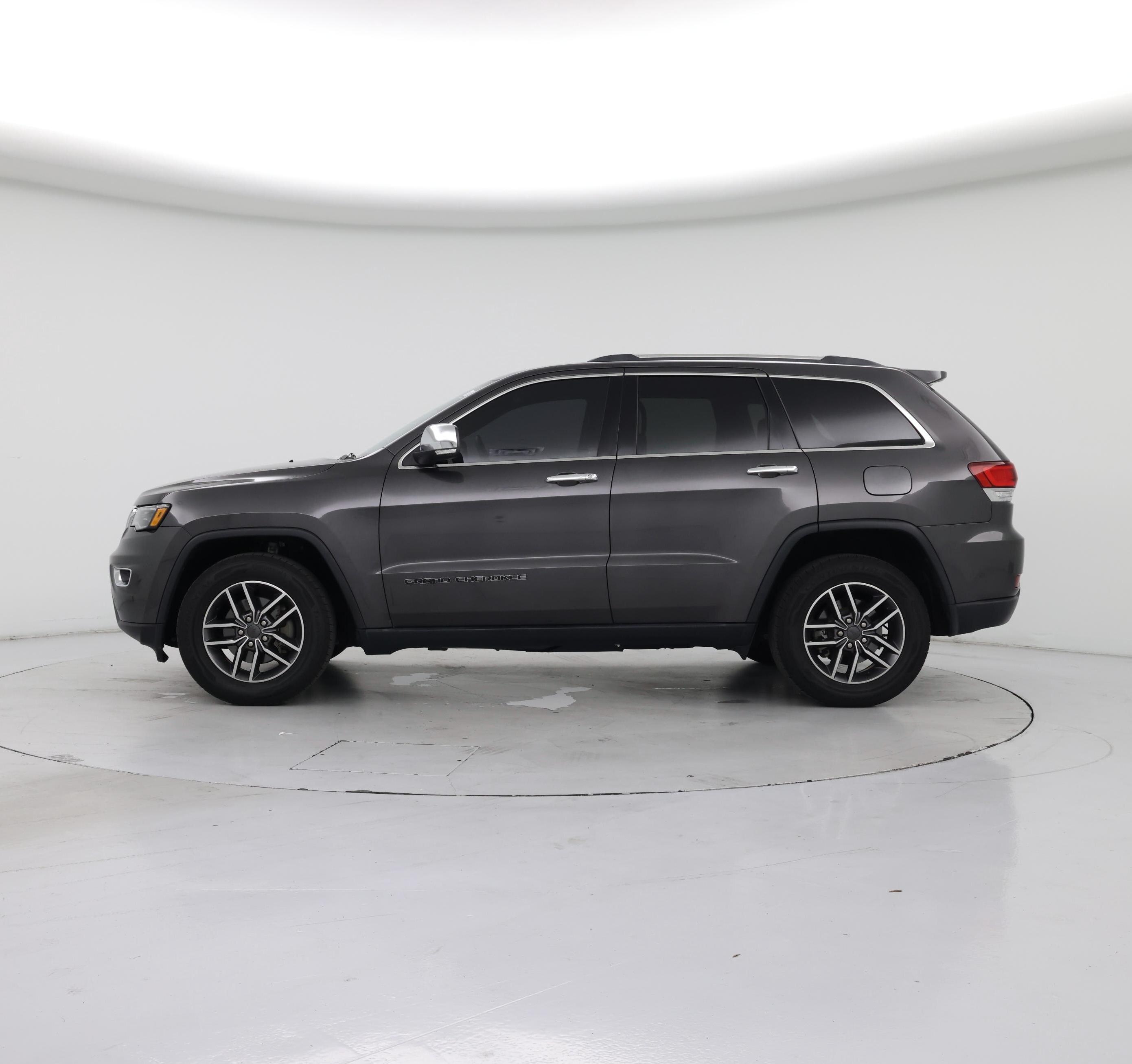 Thumbnail: 2020 Jeep Grand Cherokee - 3