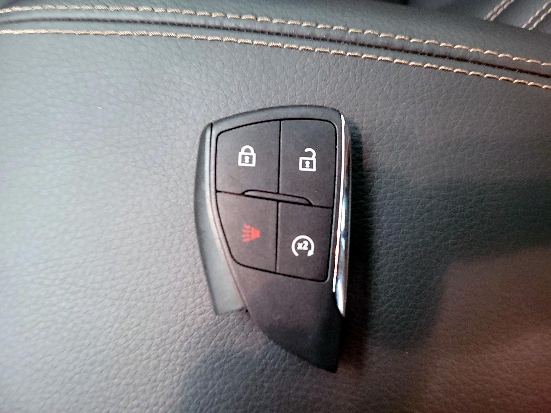 Thumbnail: 2023 GMC Canyon - 18