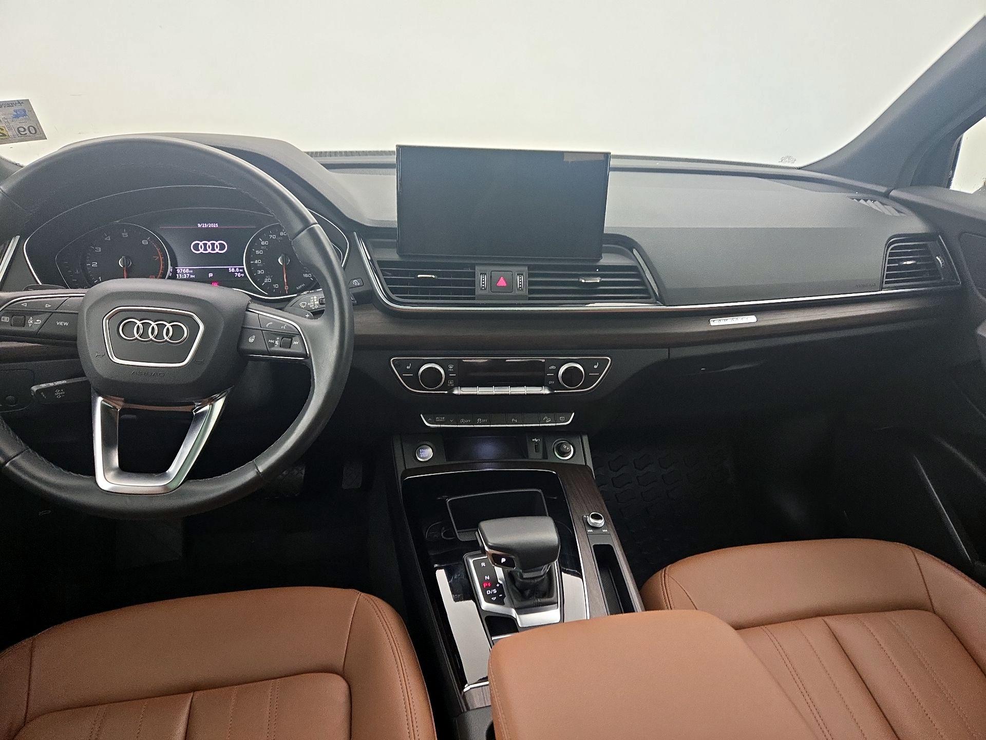 Thumbnail: 2022 Audi Q5 - 9