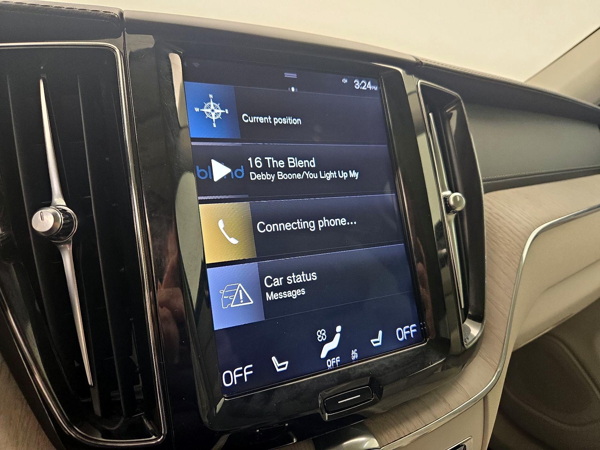Thumbnail: 2020 Volvo XC60 - 16