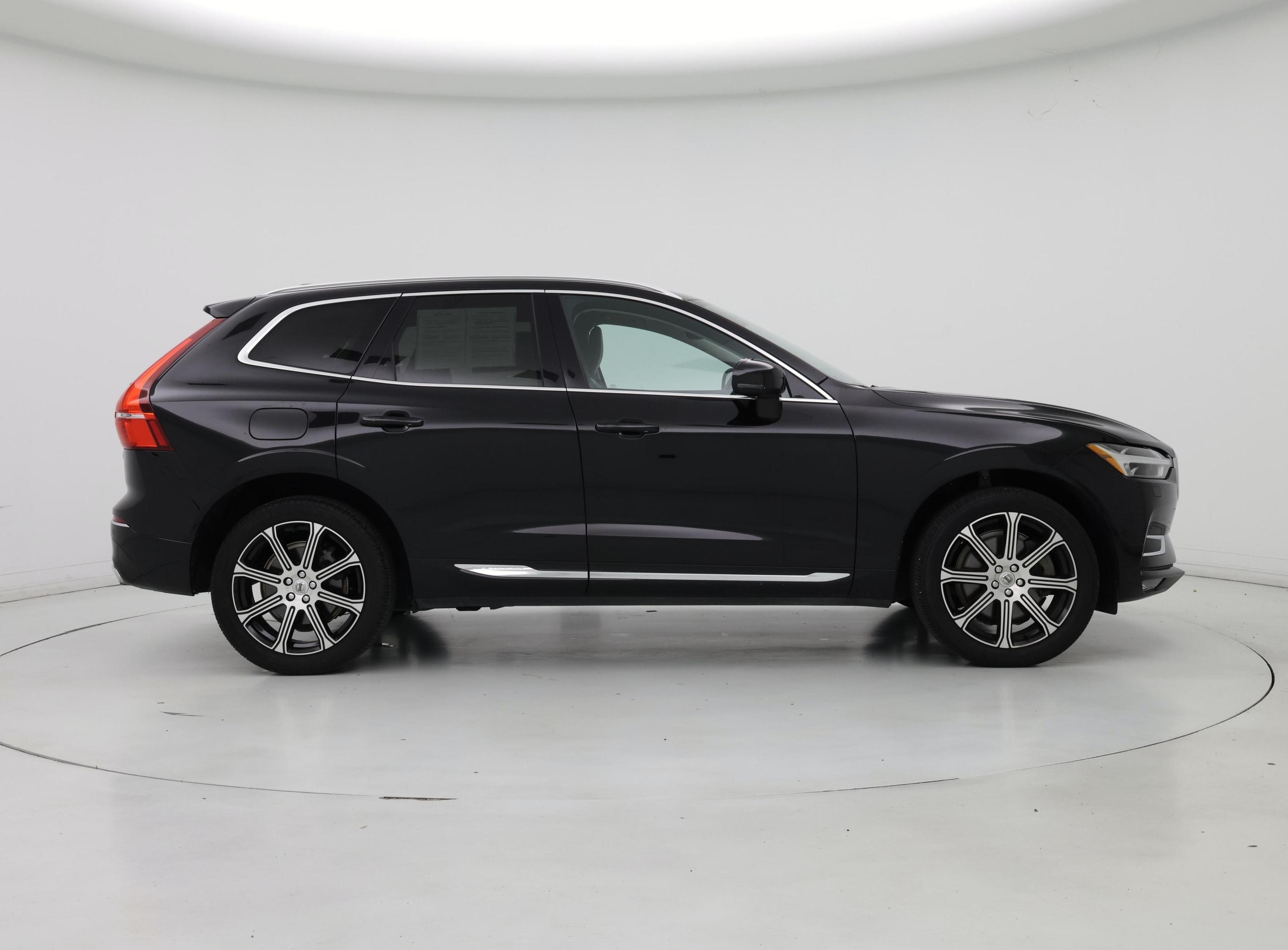 Thumbnail: 2020 Volvo XC60 - 7