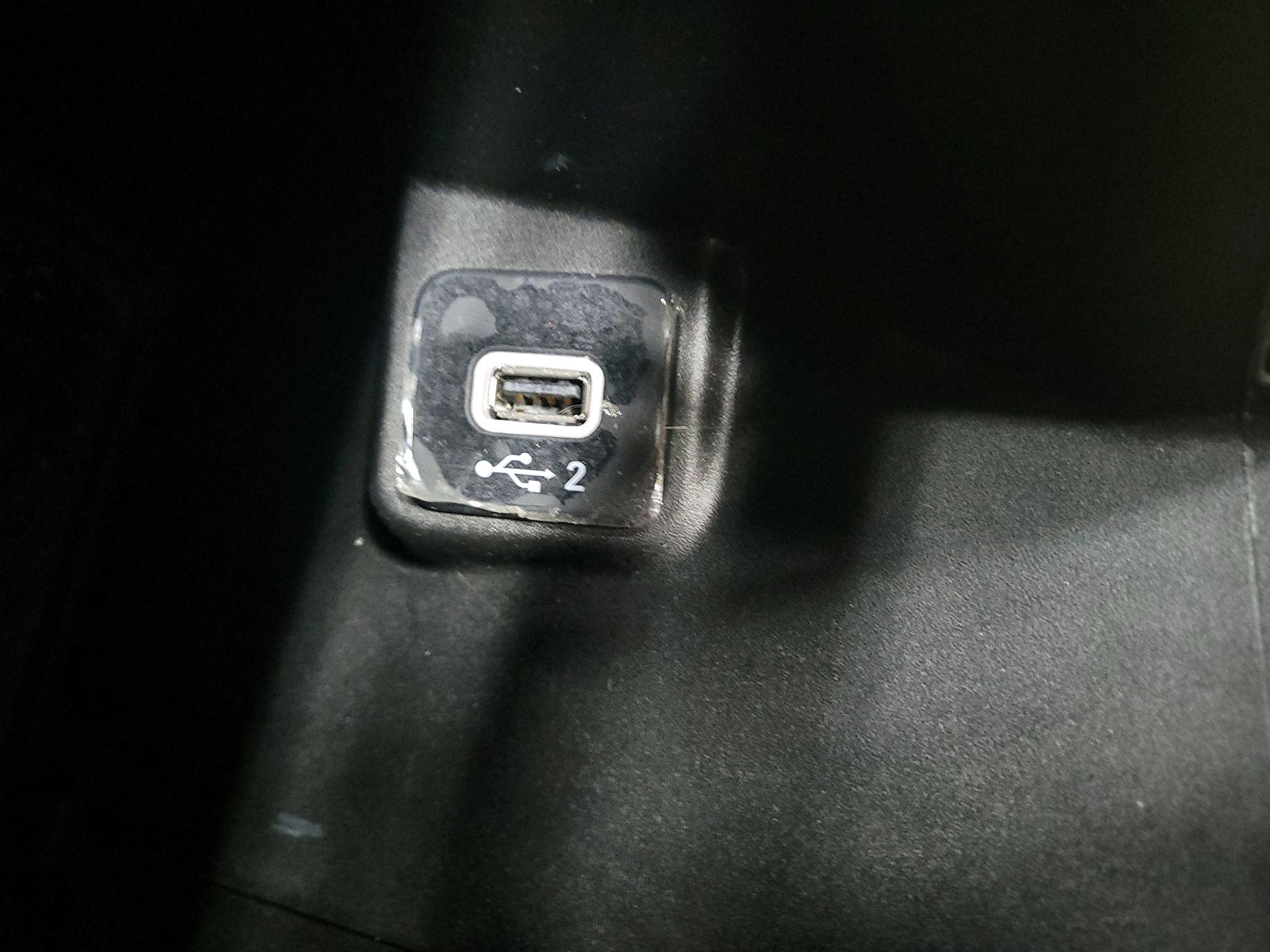 Thumbnail: 2020 Jeep Wrangler - 18