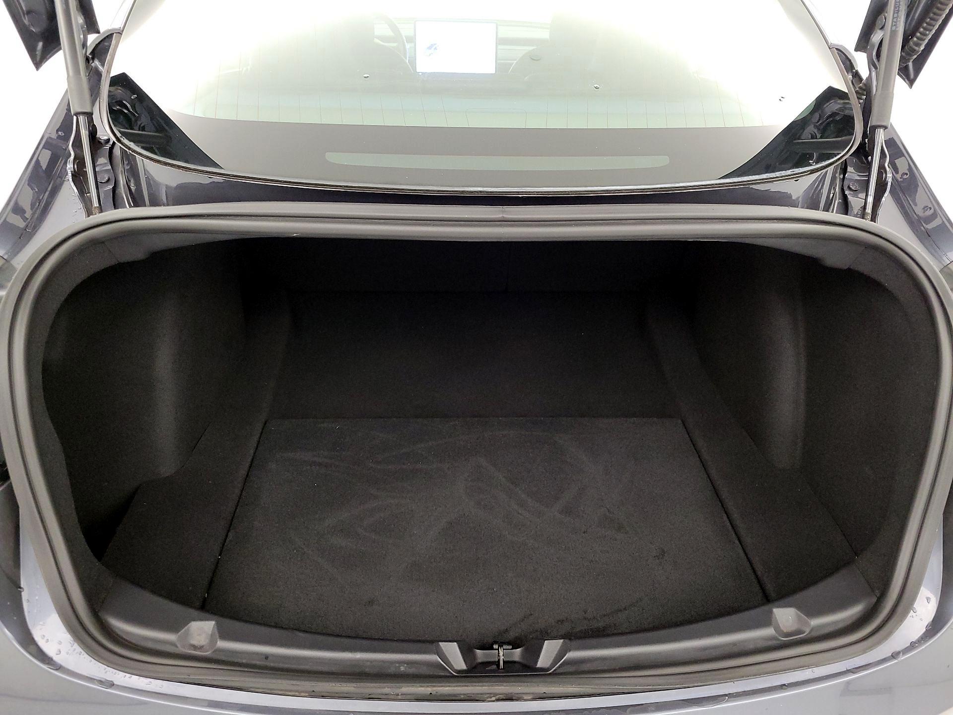 Thumbnail: 2019 Tesla Model 3 - 19
