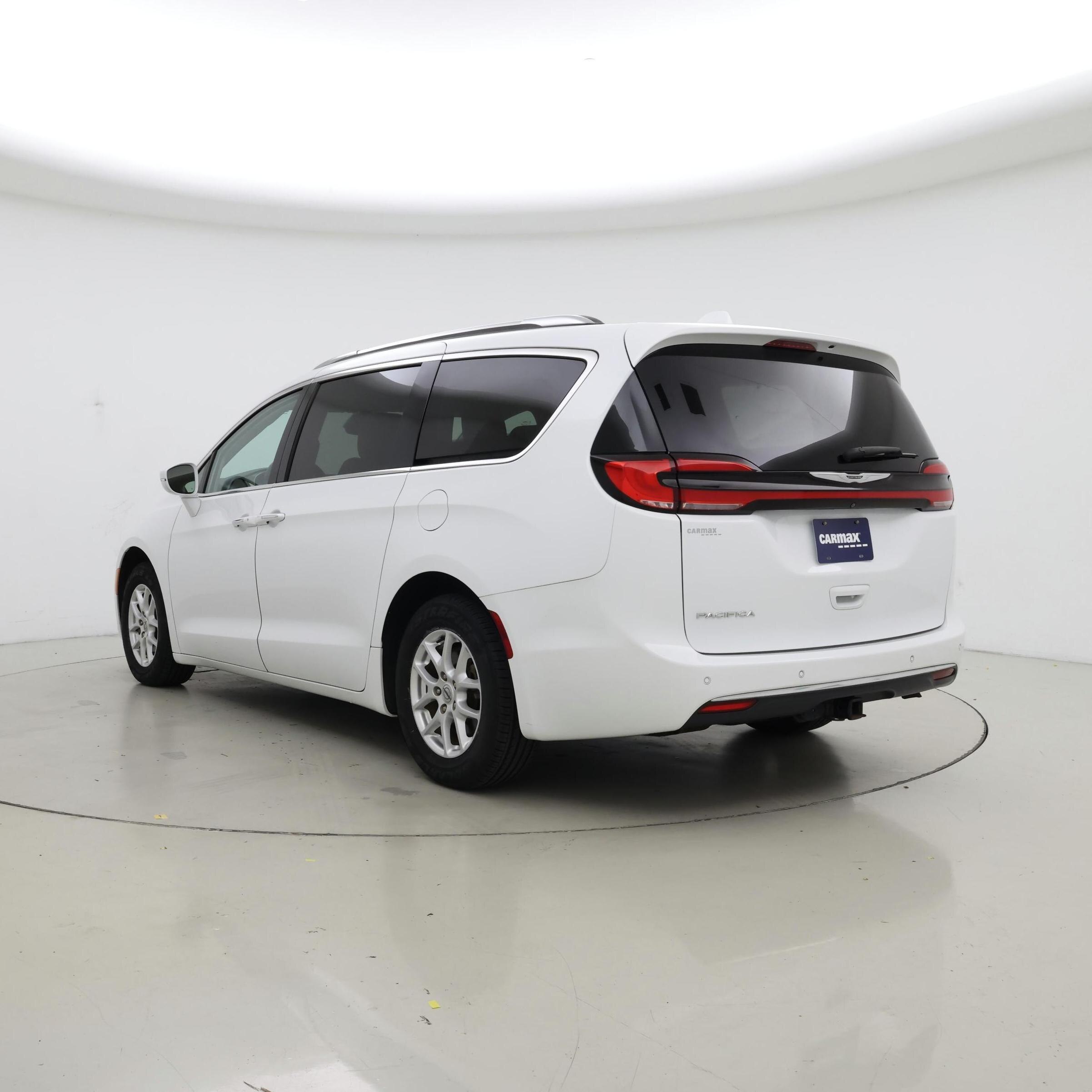 Thumbnail: 2021 Chrysler Pacifica - 2