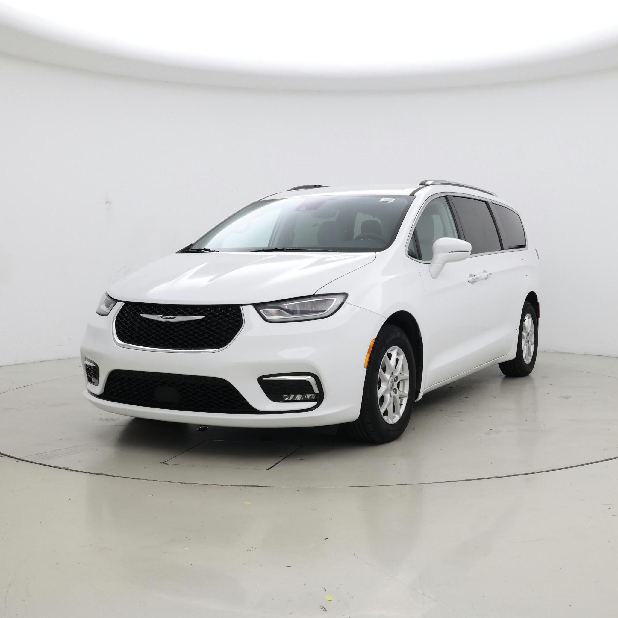 Thumbnail: 2021 Chrysler Pacifica - 4