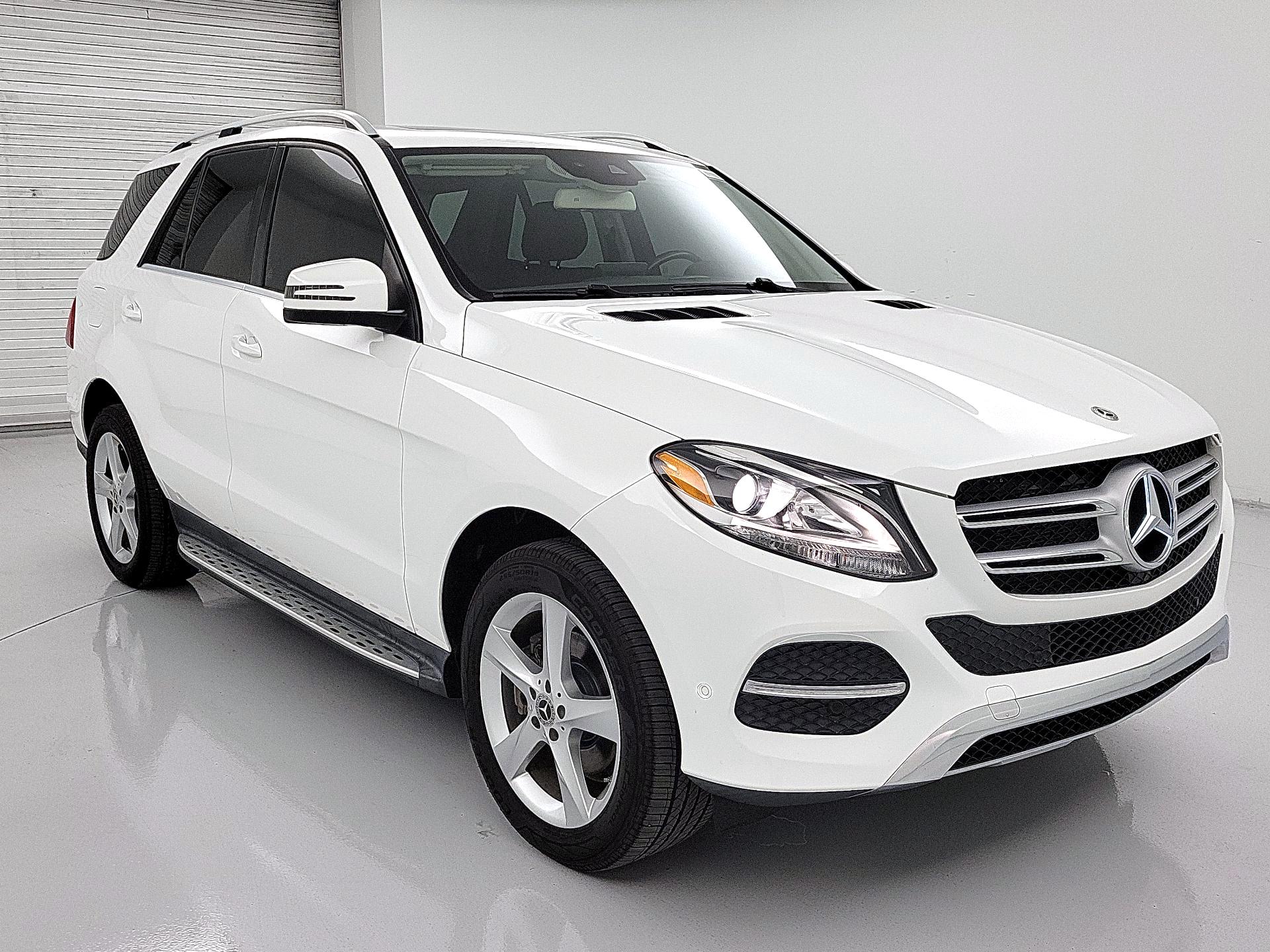 Thumbnail: 2017 Mercedes-Benz GLE - 1