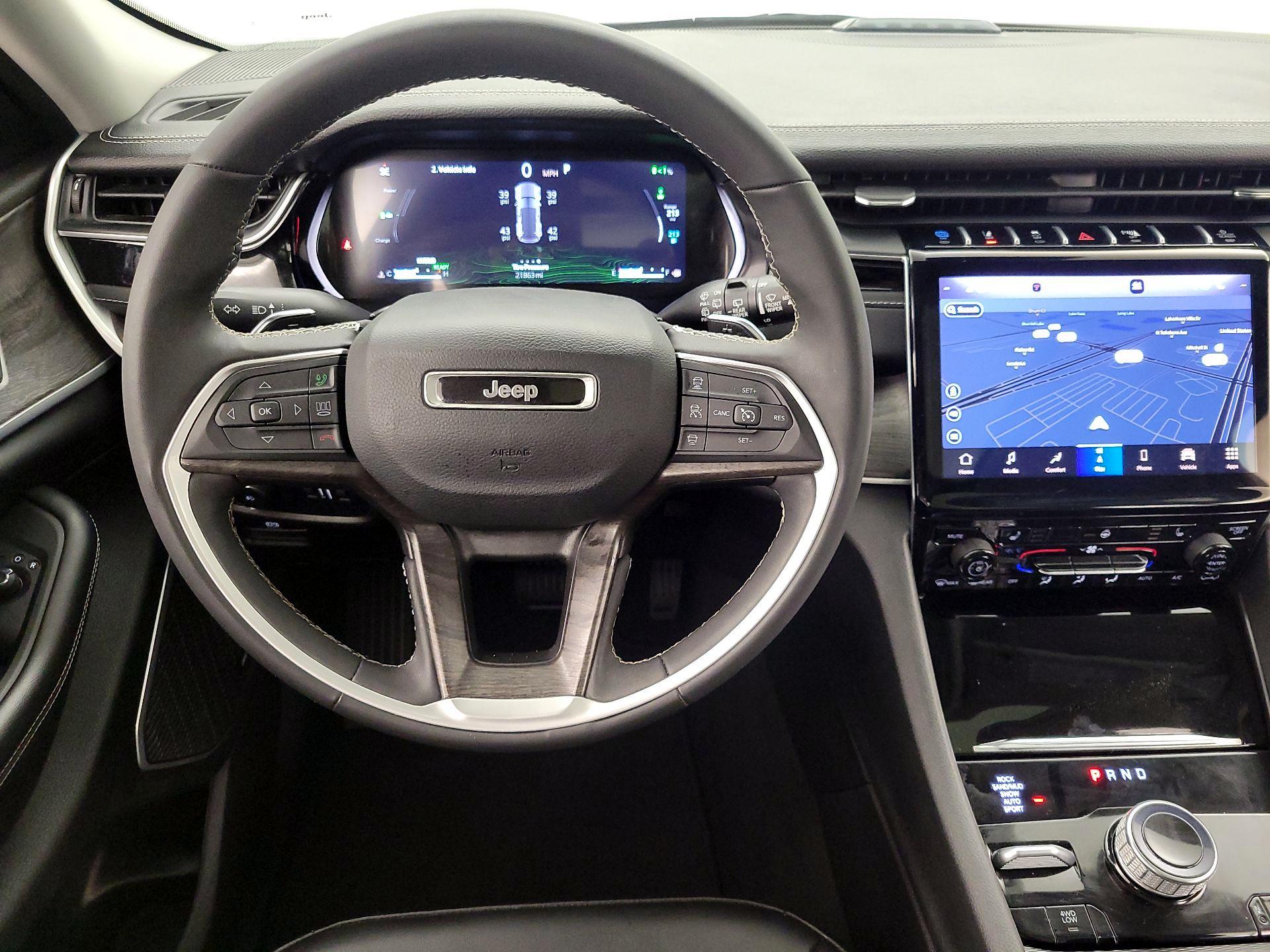 Thumbnail: 2023 Jeep Grand Cherokee - 10