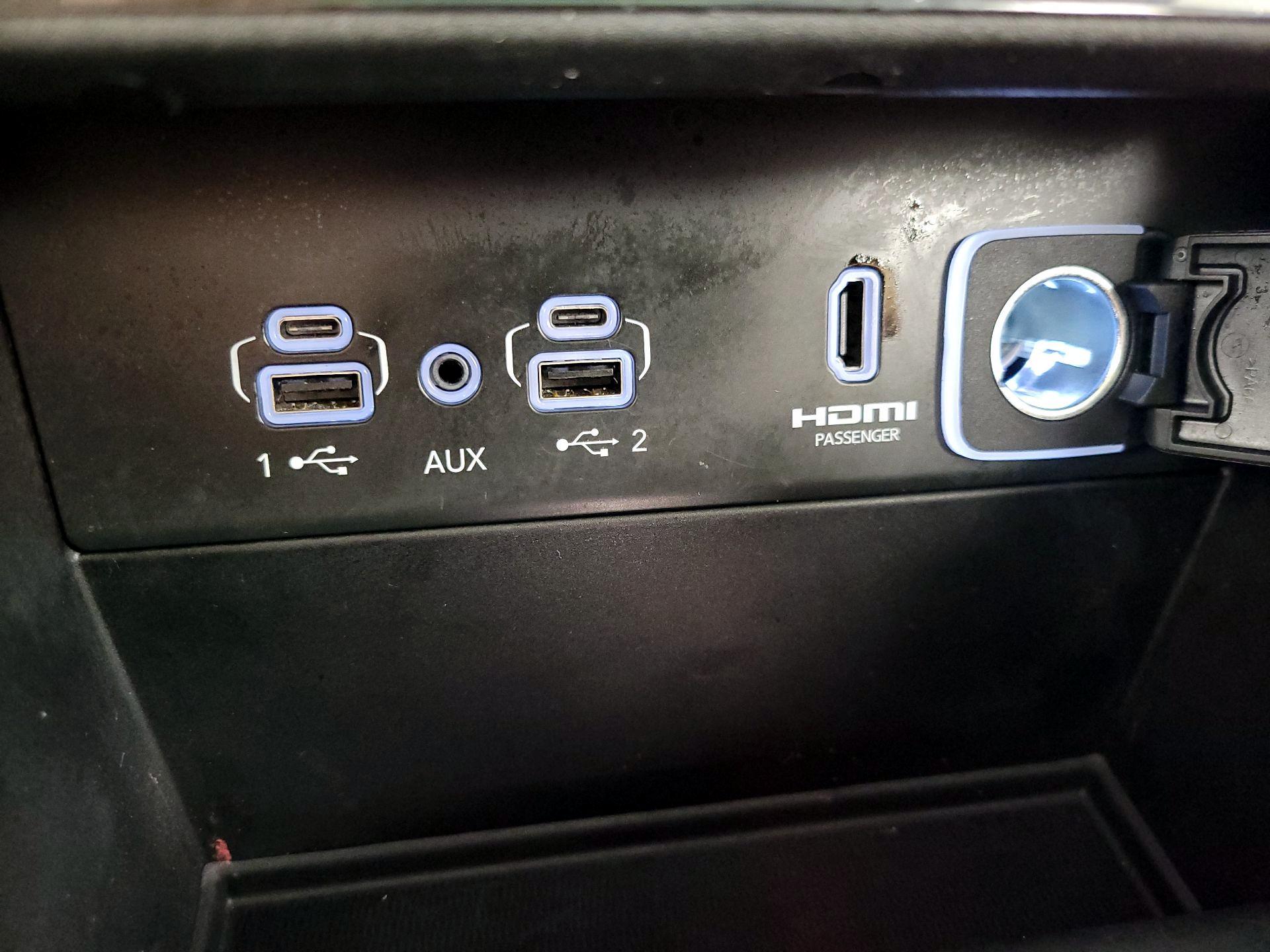 Thumbnail: 2023 Jeep Grand Cherokee - 19