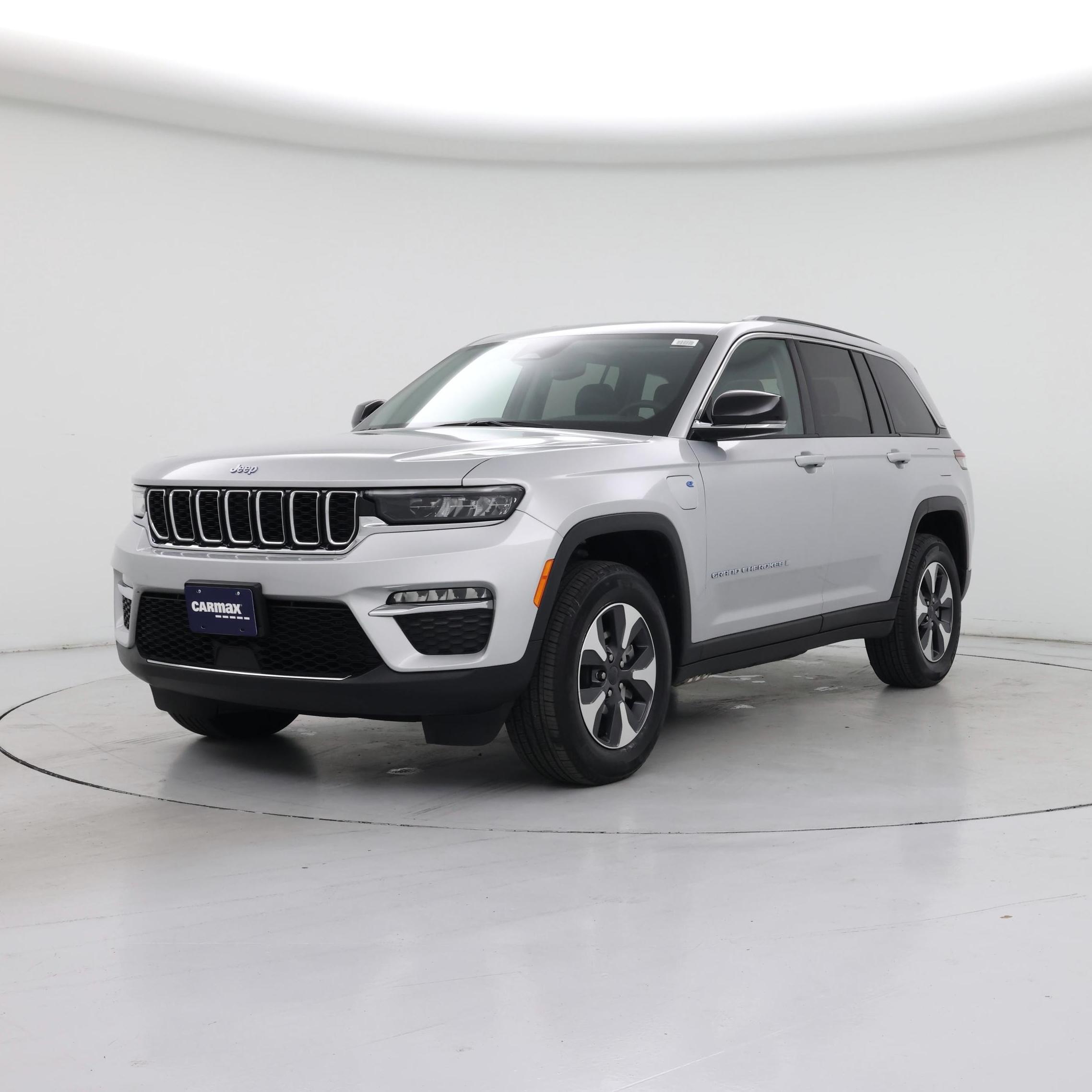 Thumbnail: 2023 Jeep Grand Cherokee - 4