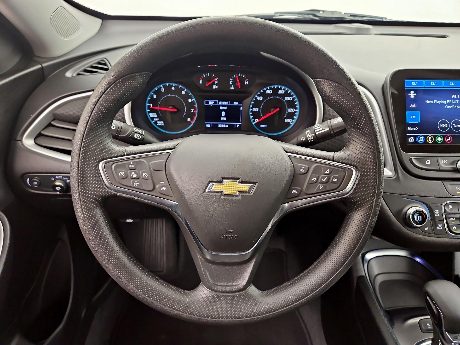 Thumbnail: 2024 Chevrolet Malibu - 10