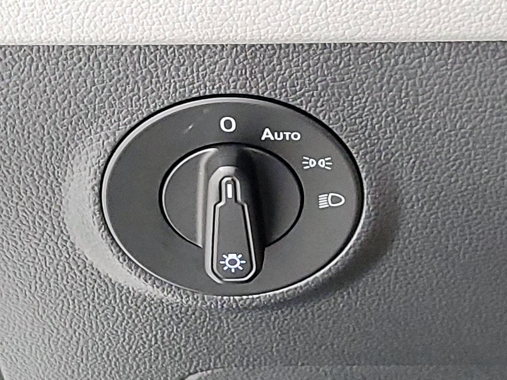 Thumbnail: 2024 Volkswagen Taos - 13