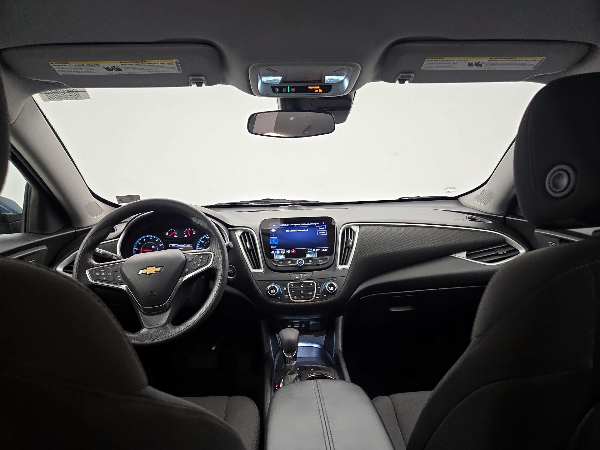 Thumbnail: 2024 Chevrolet Malibu - 9