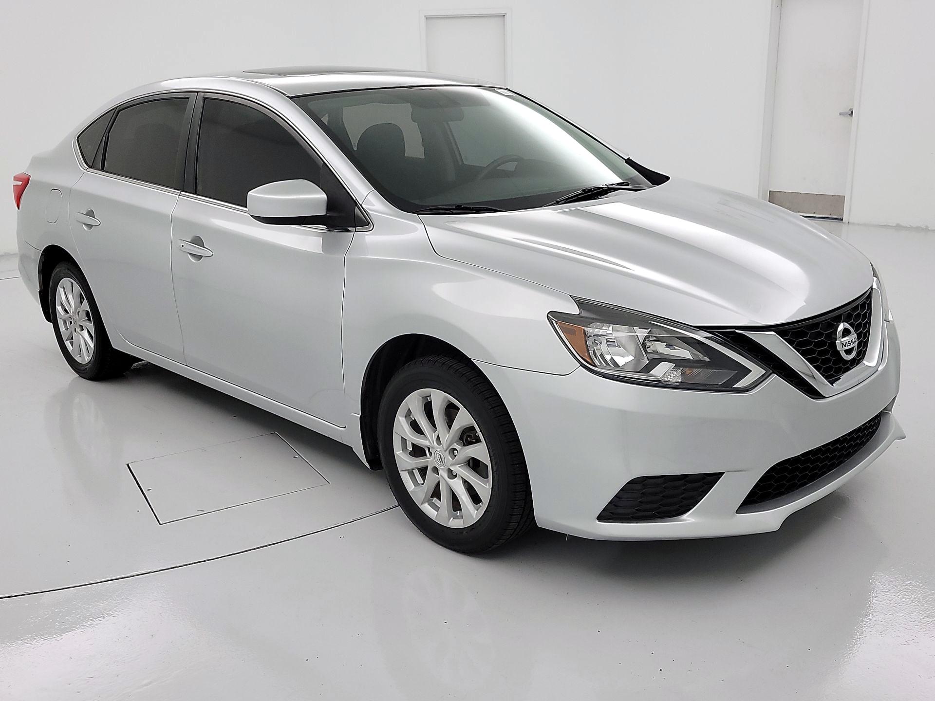 Thumbnail: 2016 Nissan Sentra - 1
